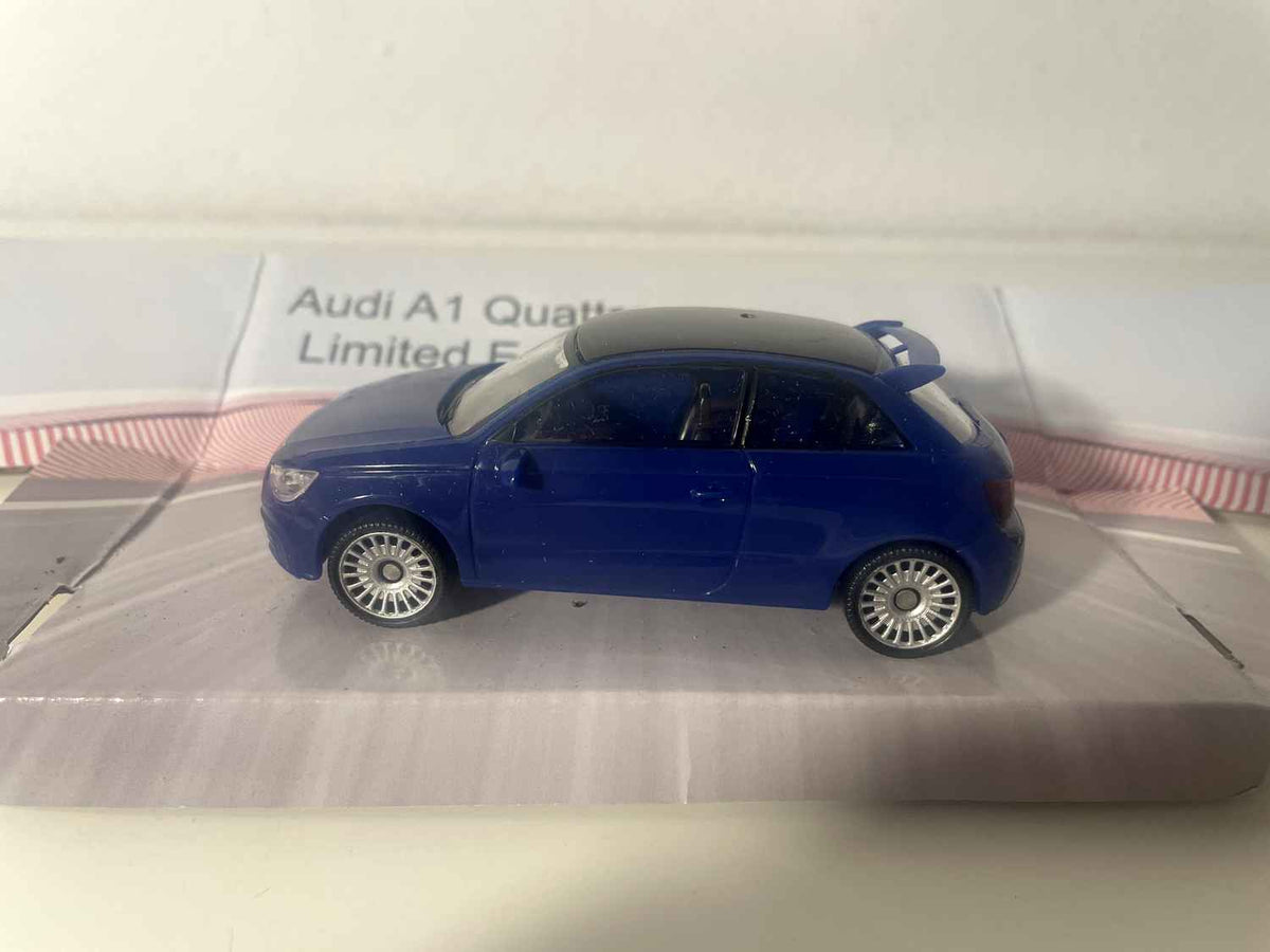 Audi A1 Quattro bleue - Mondo Motors