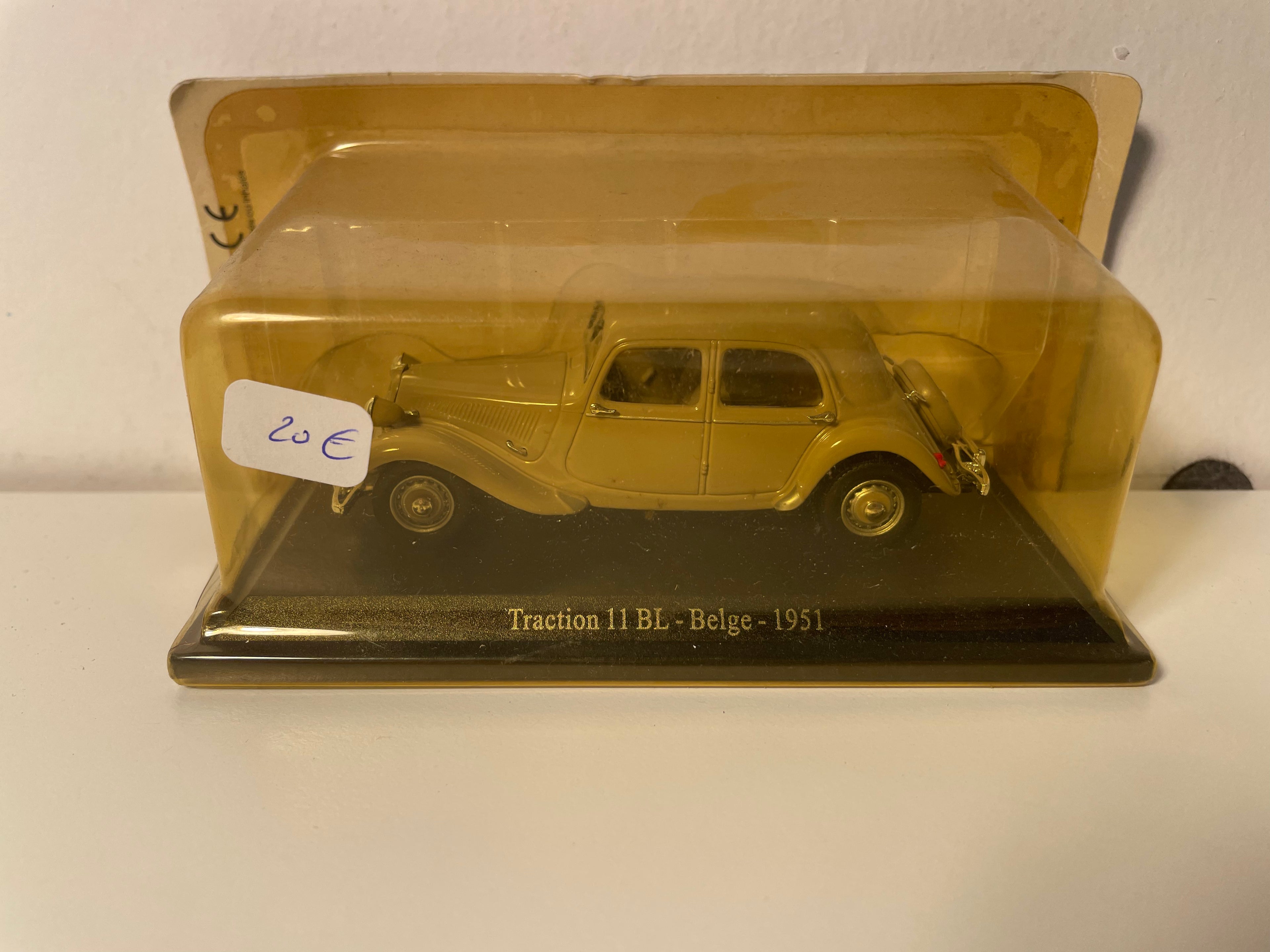 Citroën traction 11 BL Belge marron clair de 1951