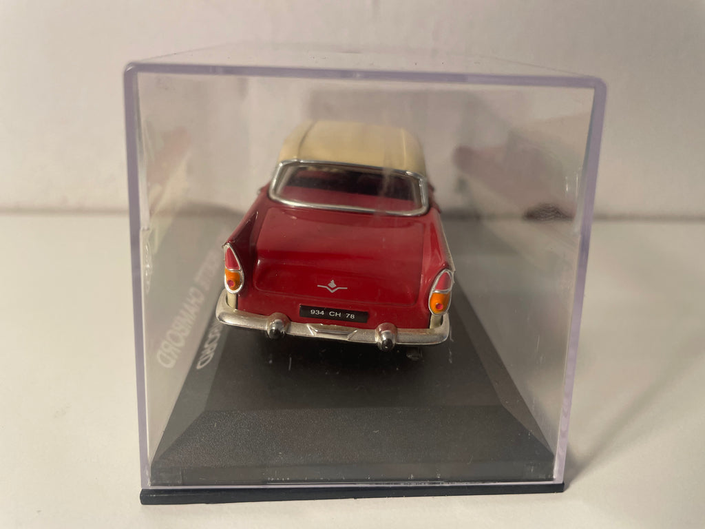Simca Vedette Chambord burdeos y beige (caja de plexiglás)