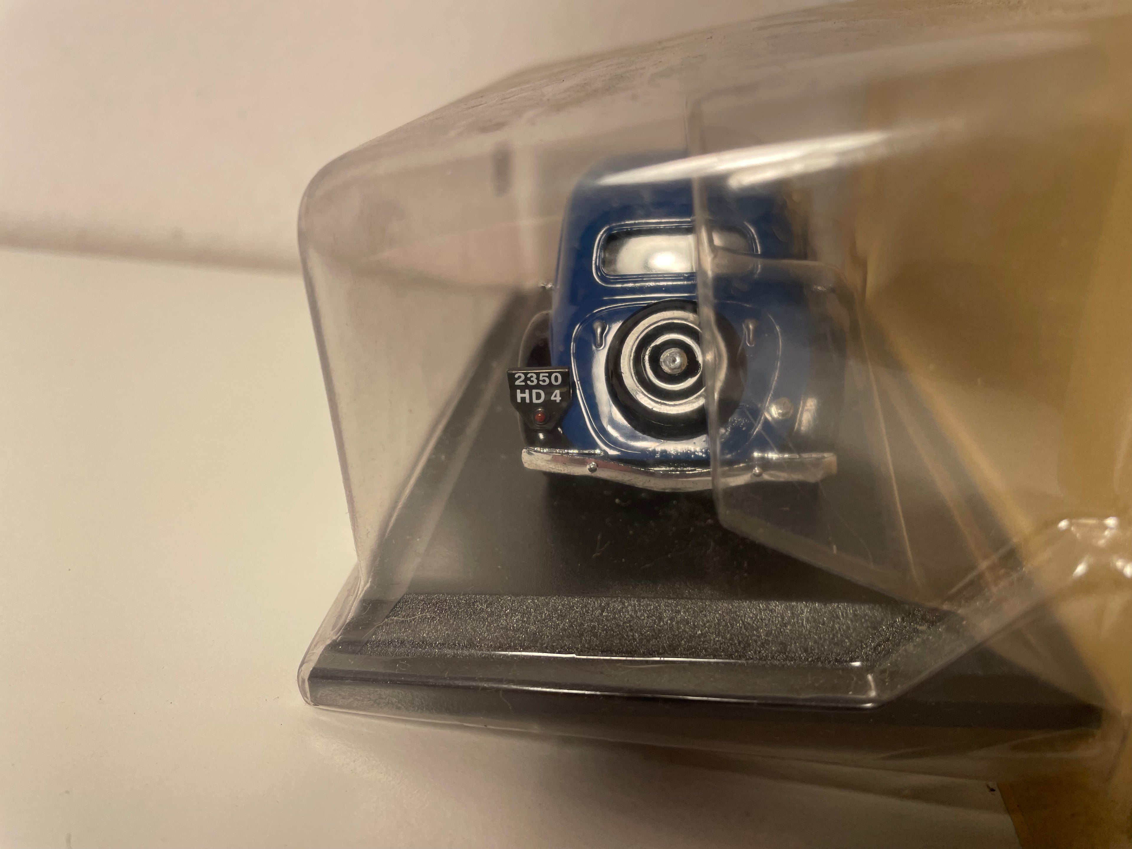 Citroën traction 7C bleue de 1938