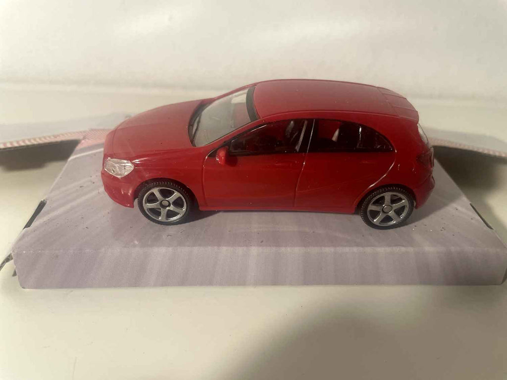 Mercedes A-Klasse rouge - Mondo Motors
