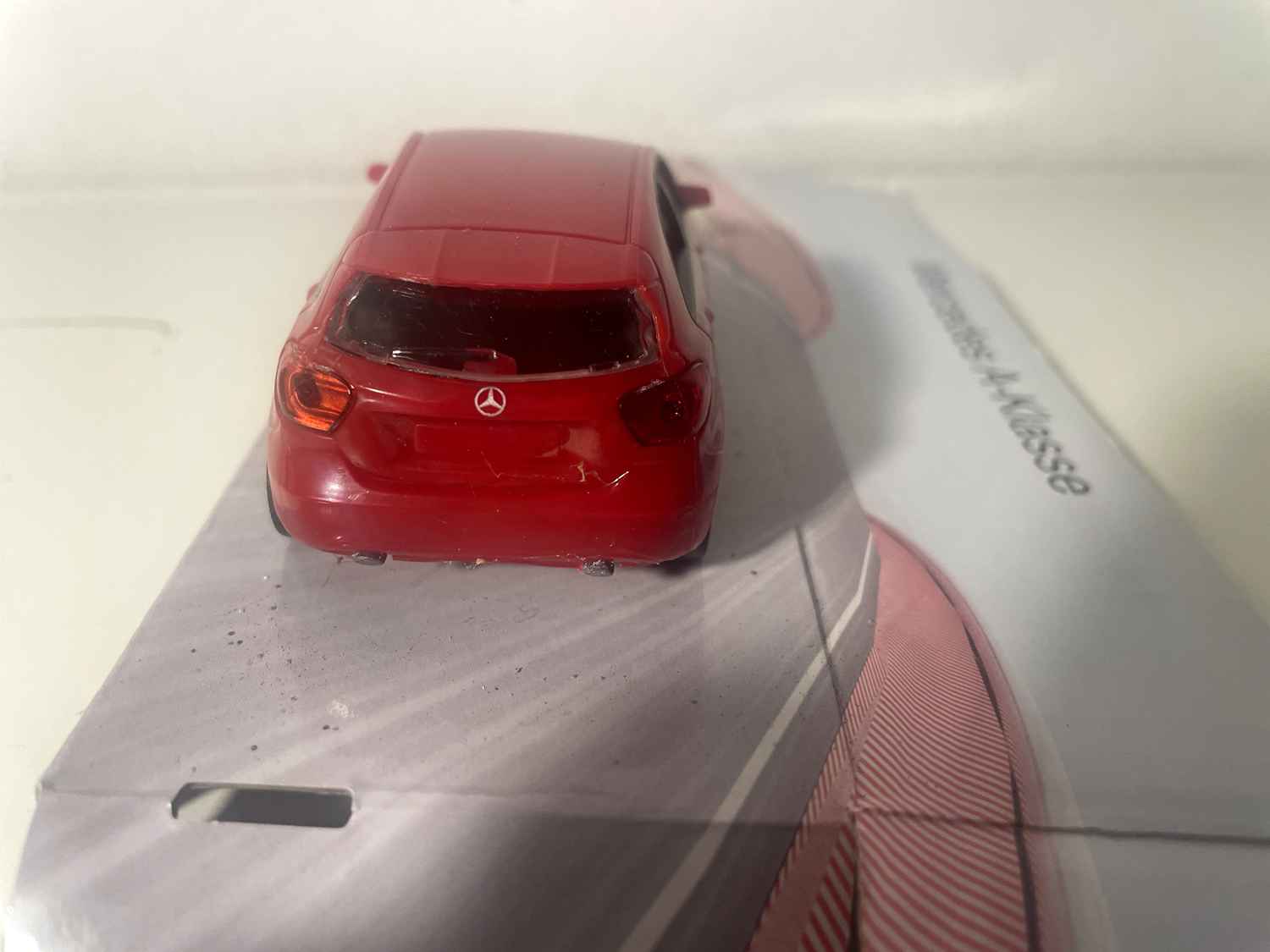 Mercedes A-Klasse rouge - Mondo Motors