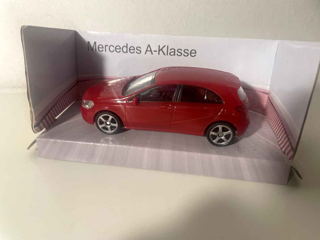 Mercedes A-Klasse rouge - Mondo Motors