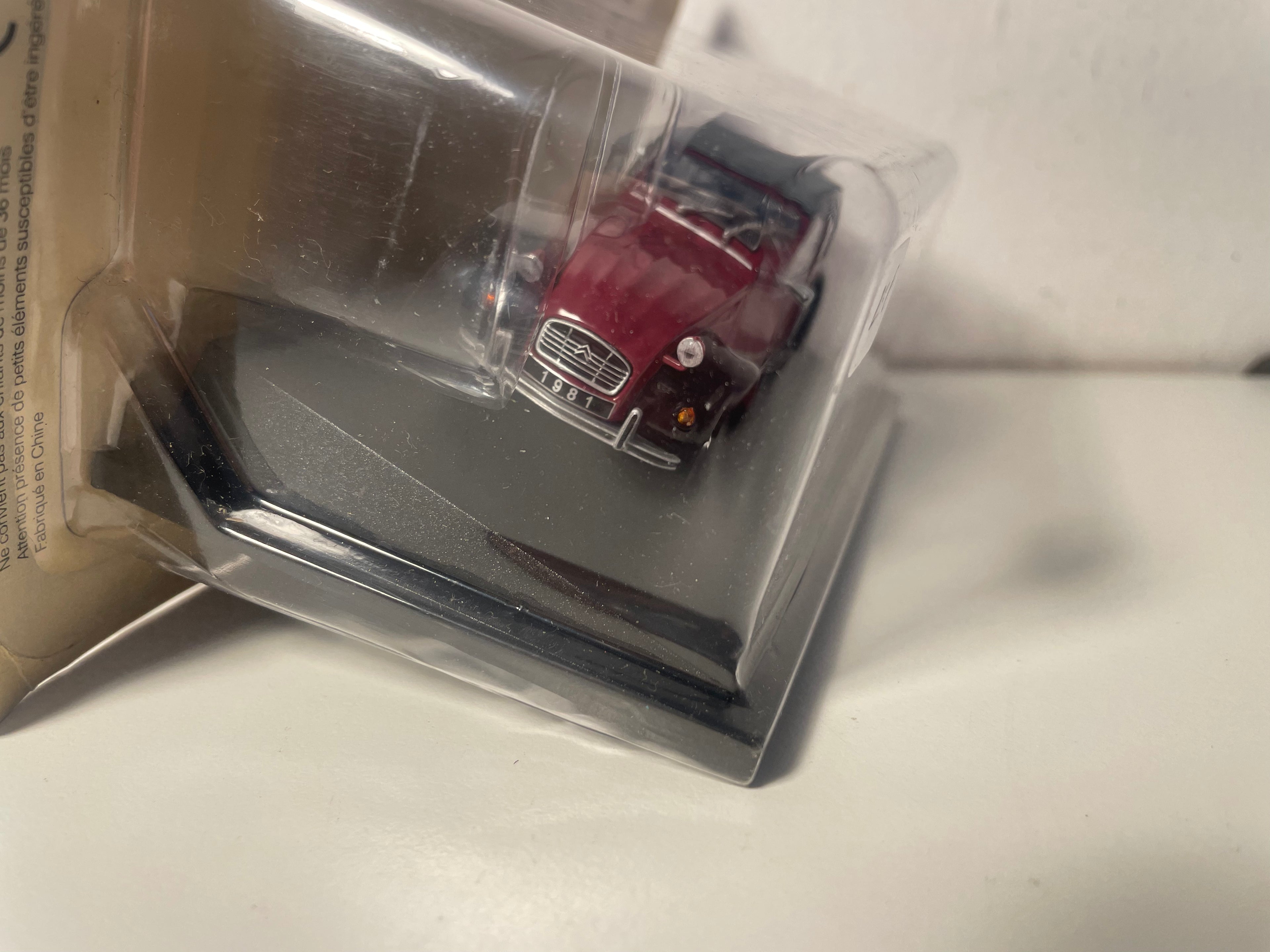 1981 Citroën 2 CV Charleston burgundy and black