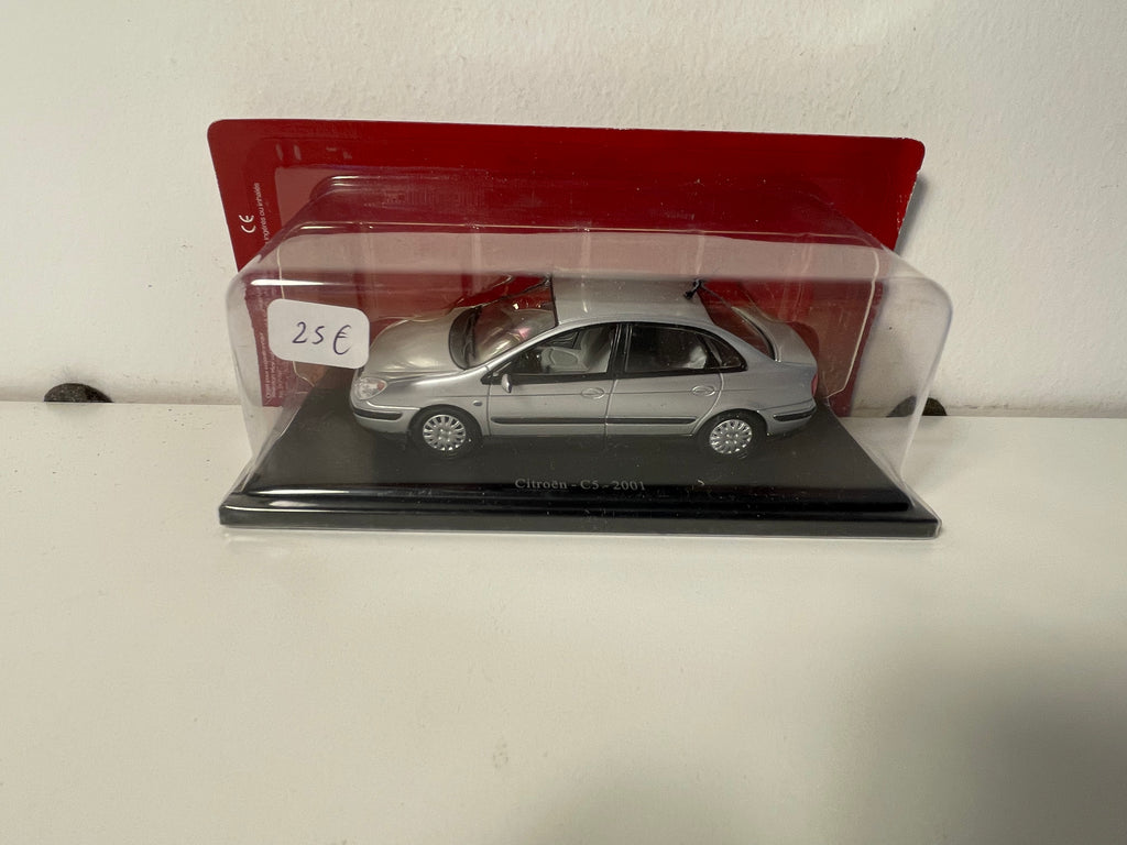 Citroën C5 grise de 2001 (blister)