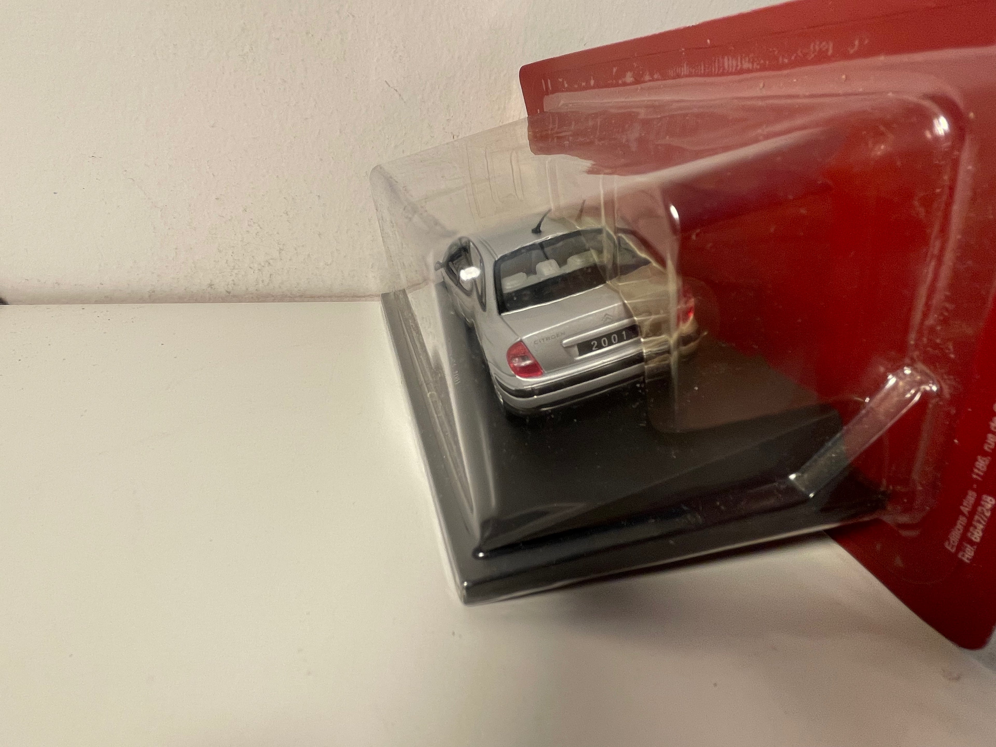 Citroën C5 Gray aus dem Jahr 2001 (Blister)