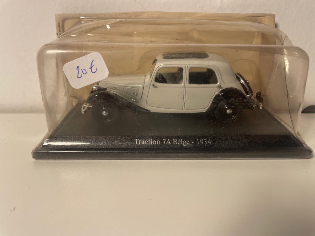 Citroën traction 7A Belge grise claire de 1934