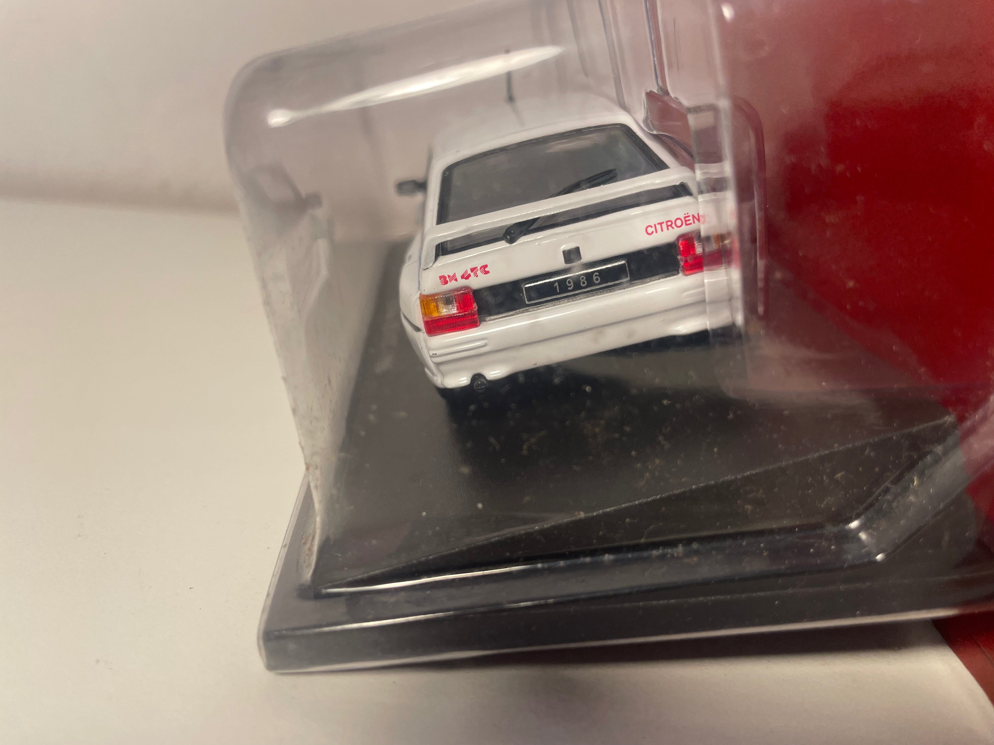White Citroën BX 4TC from 1986