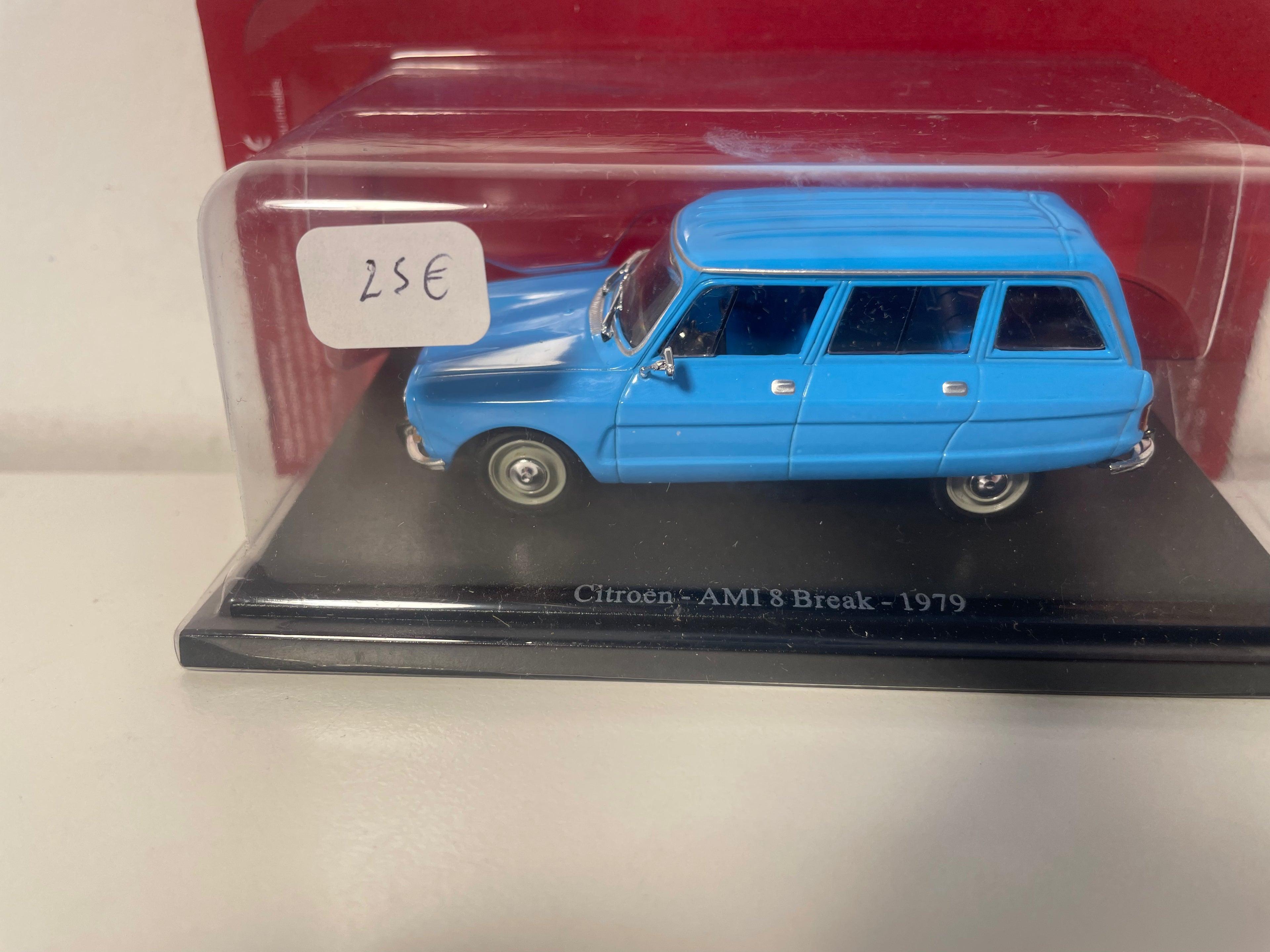 Citroën Ami 8 blue station wagon from 1979