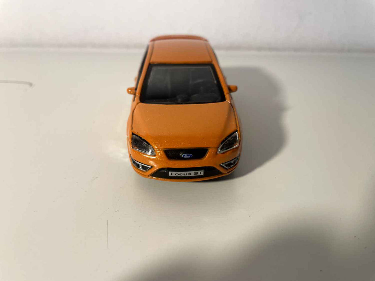 Ford Focus ST orange - Burago