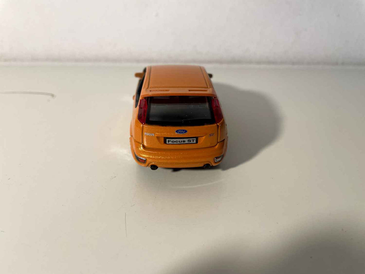 Ford Focus ST orange - Burago