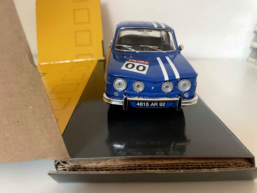 Renault 8 Gordini 1300 niebieski numer 00 (skala 1/18) - Solido (Renault)