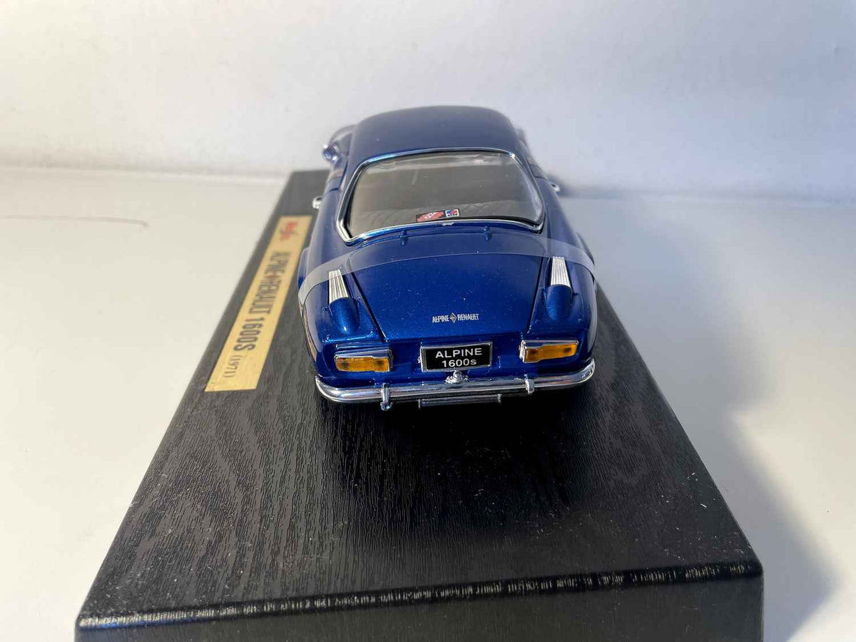 Renault Alpine 1600S azul de 1971 (escala 1/18) - Maisto