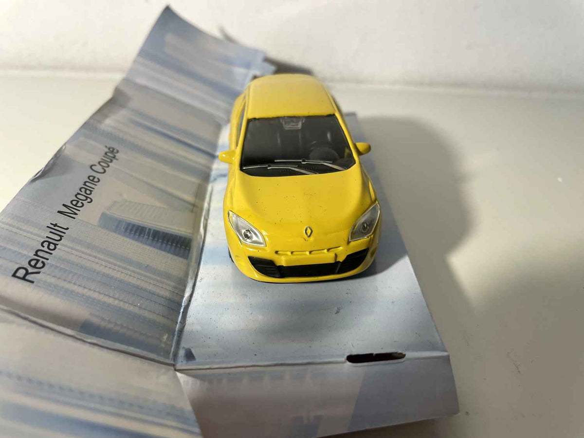 Renault Mégane coupé żółty - Mondo Motors