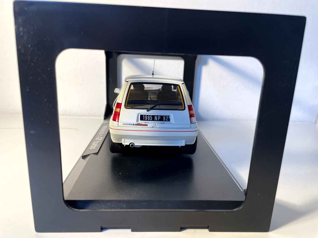 Wäissen Renault 5 GT Turbo (Moossstaf 1:18) - Norev
