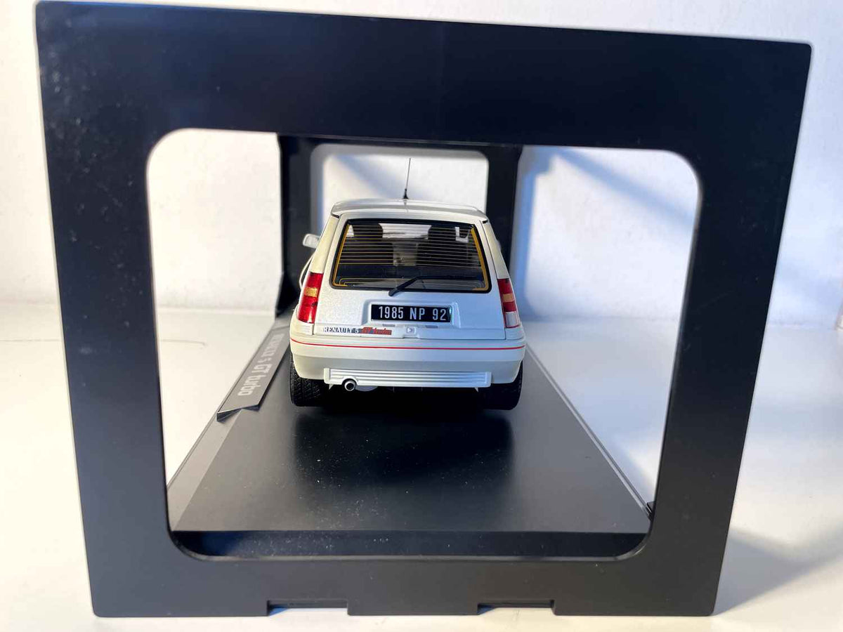 Wäissen Renault 5 GT Turbo (Moossstaf 1:18) - Norev