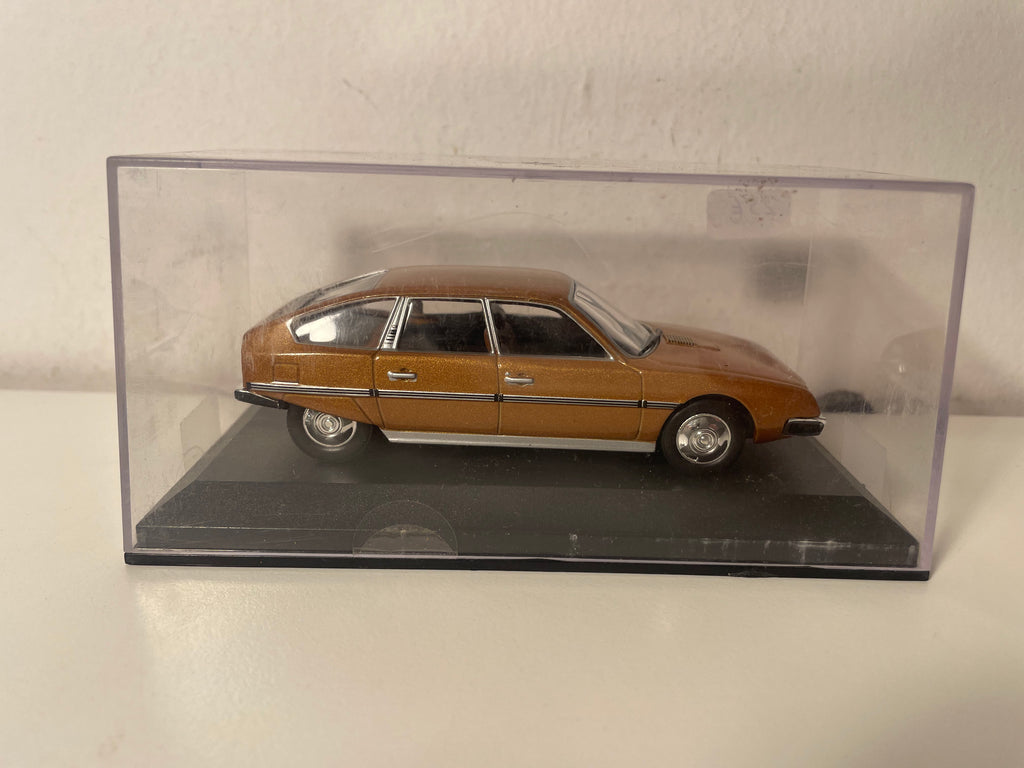 Citroën CX2400 Pallas marrone del 1976