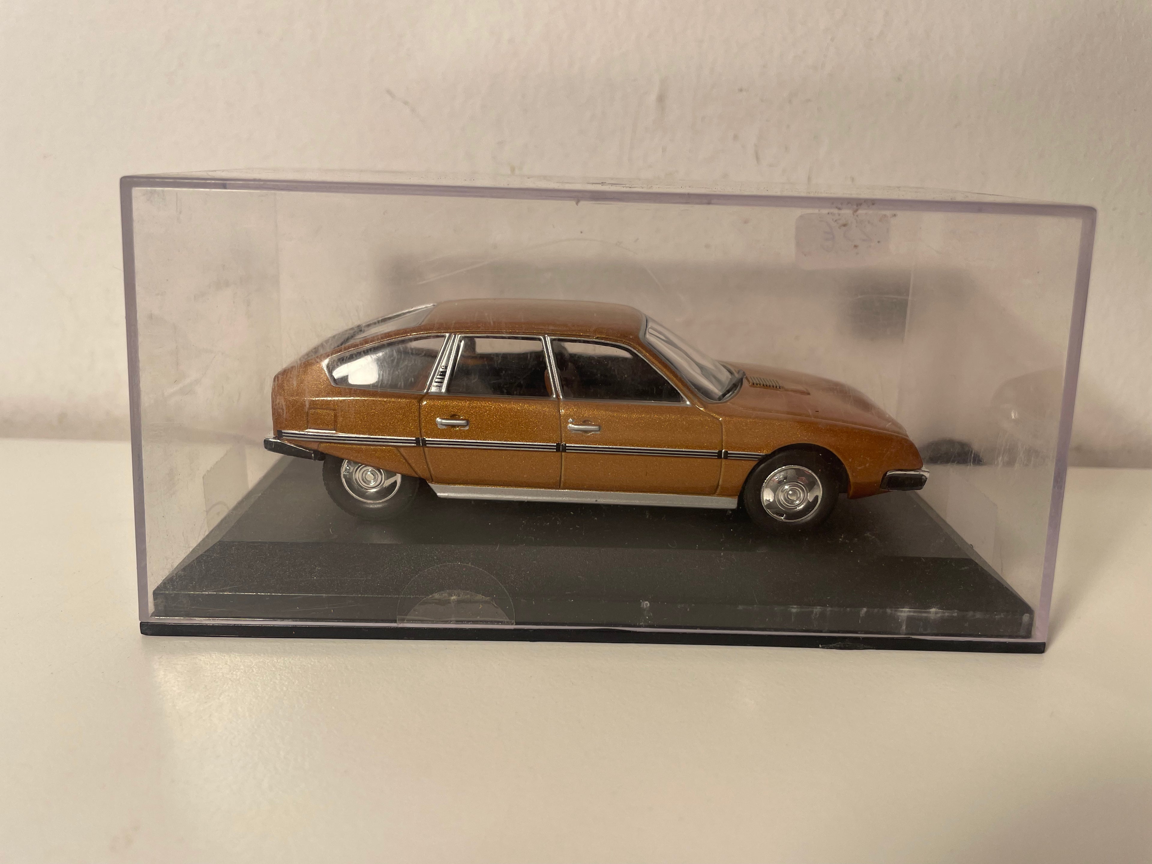 Citroën CX2400 Pallas marrone del 1976