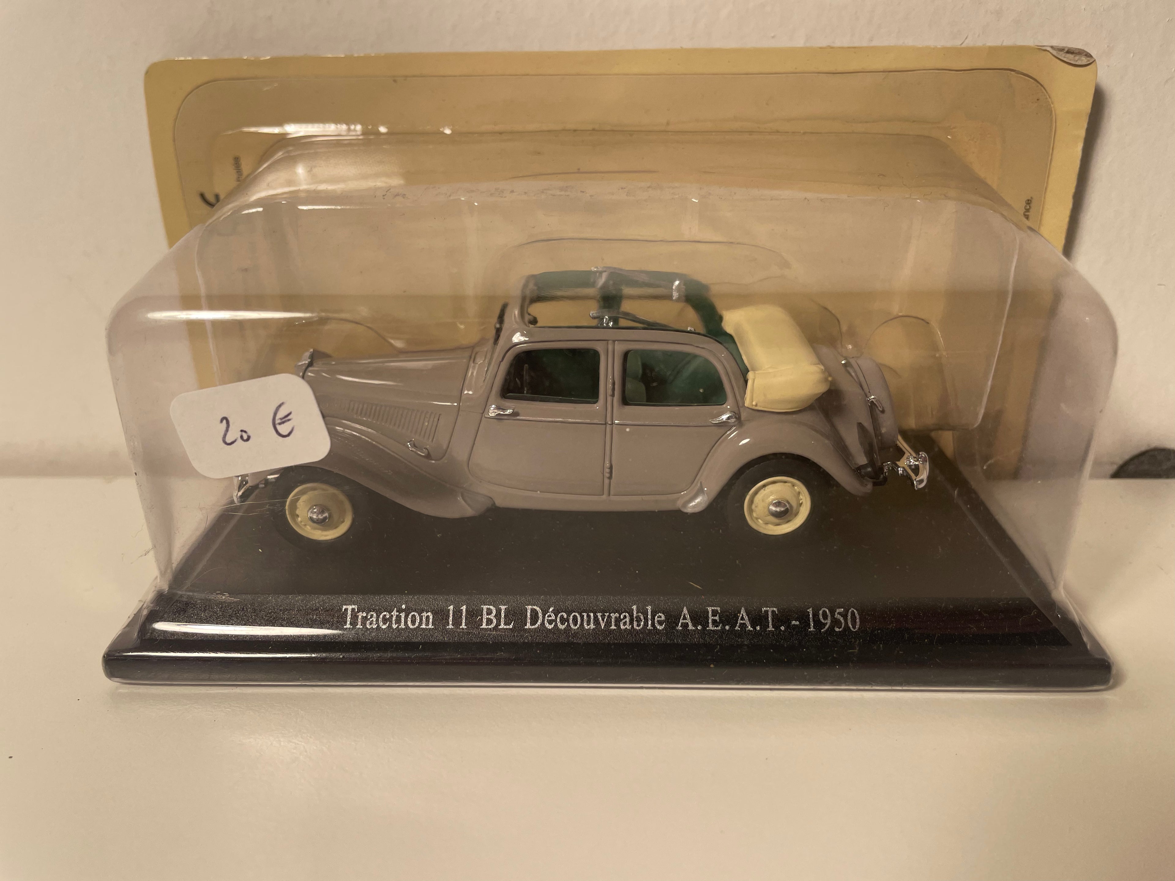 Citroën Traction 11 BL Descapotável A.E.A.T. Cinza de 1950