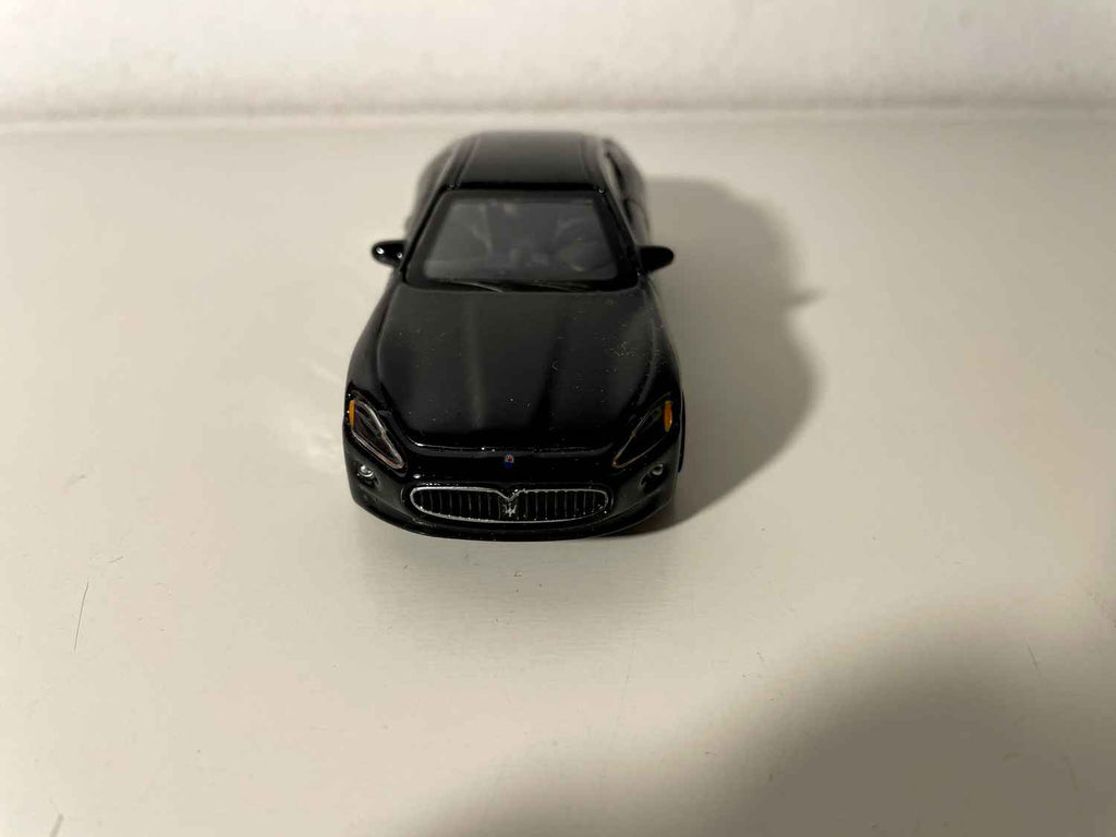 Masérati Gran Turismo noire - Burago