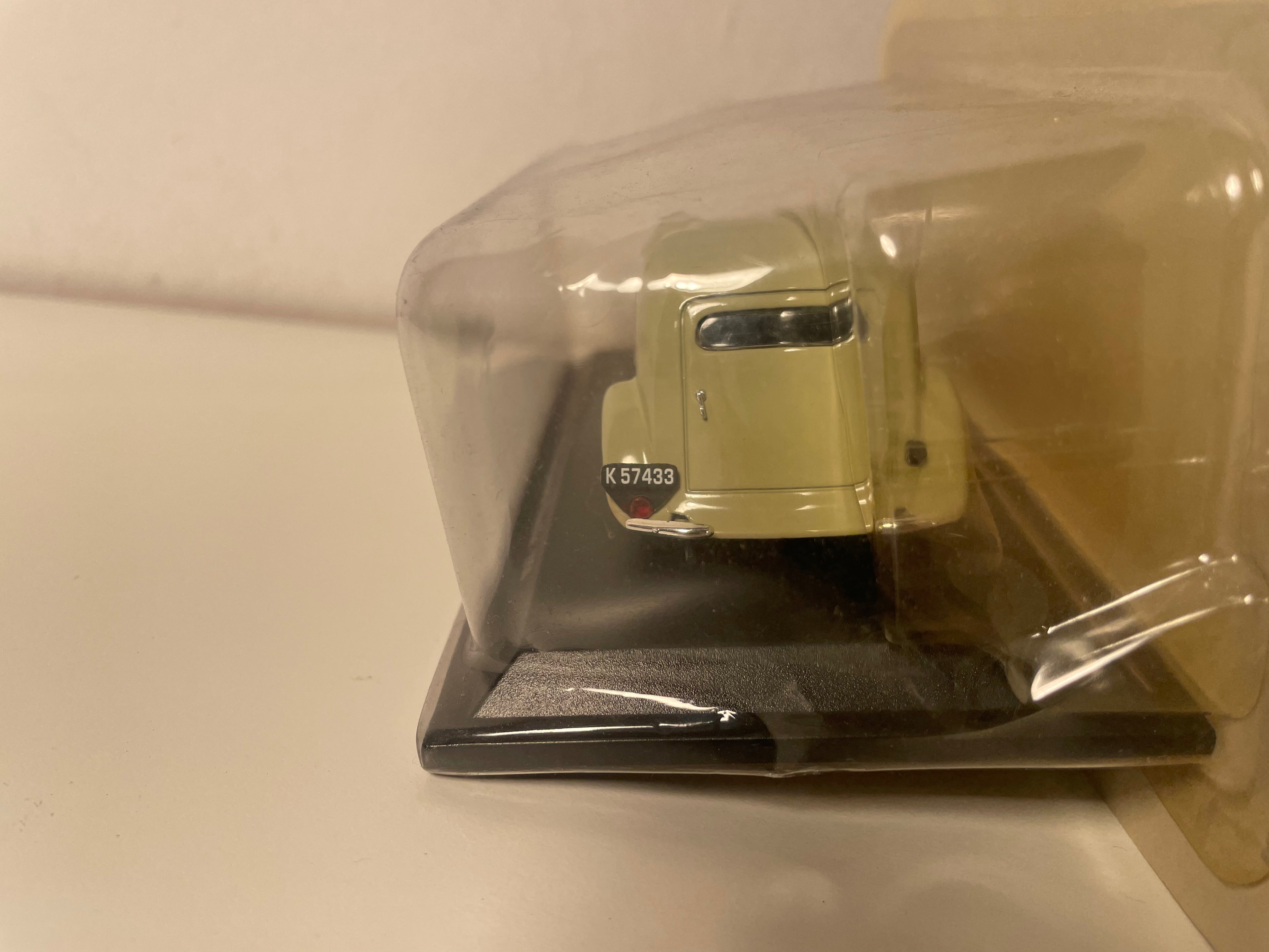 Citroën Traction Avant 11 BL Deense Van Lichtbruin 1950