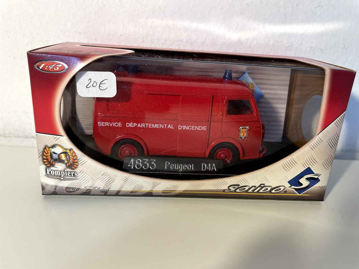 Peugeot D4A rouge POMPIERS (Solido référence 4833)