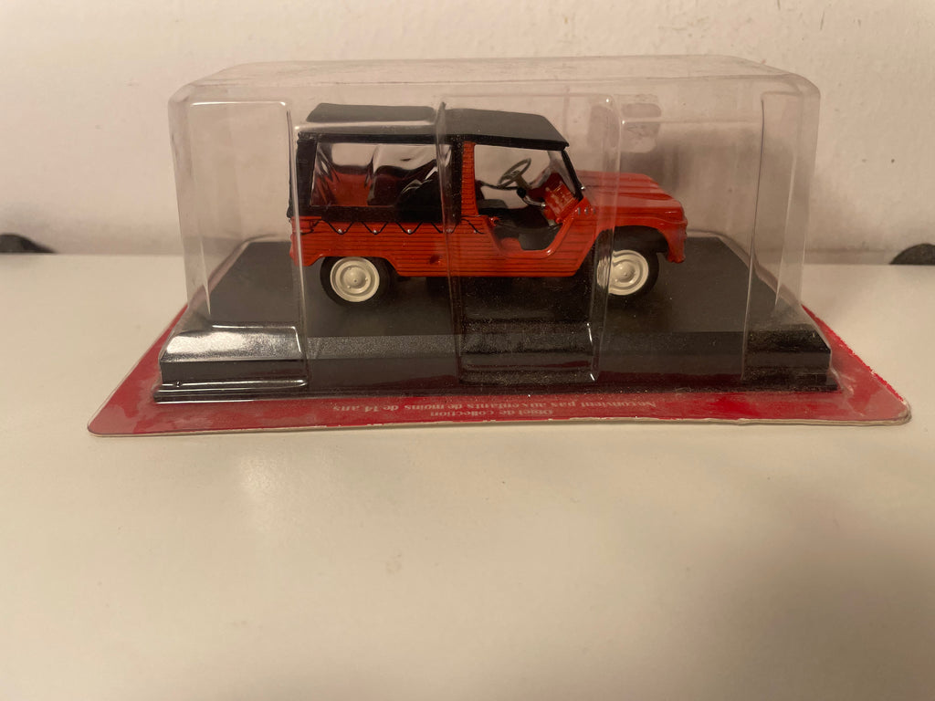 Citroën Méhari rouge orangé? de 1970 - Auto-Plus