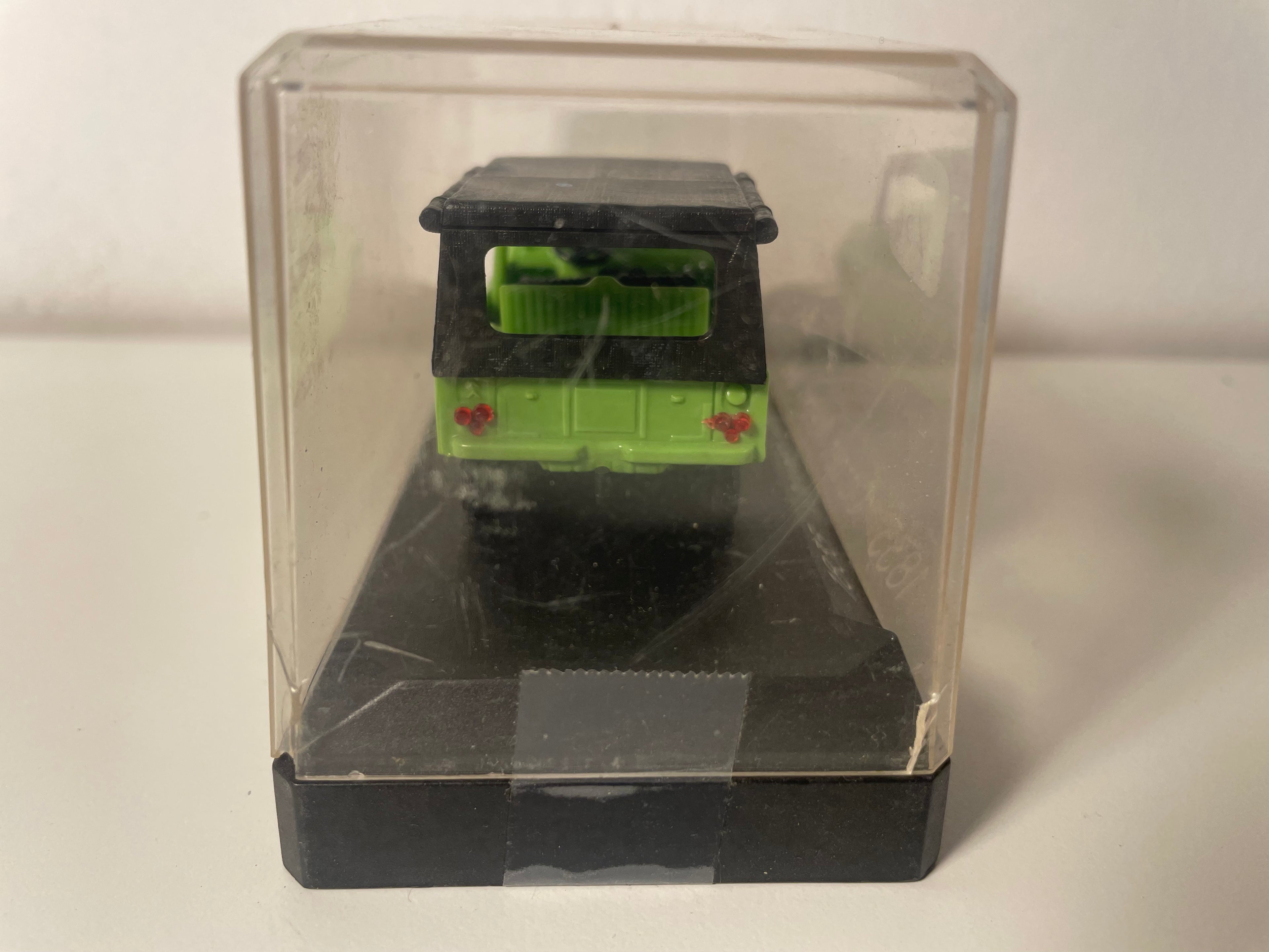 Citroën Méhari 4x4 verde (referência Solido 1835)