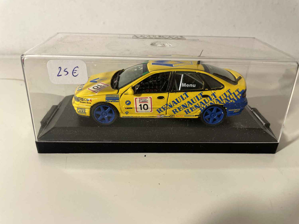 Renault Laguna BTCC żółty numer 10 - Vitesse (opakowanie z fioletowego kartonu)