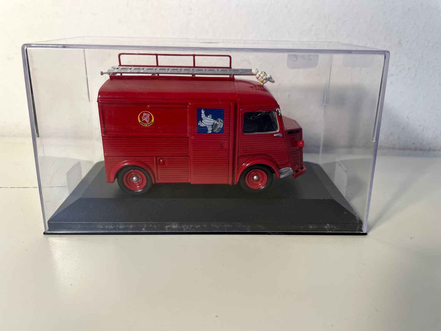 Citroën Typ H MICHELIN Fabréckspompjeeën (Plexibox)