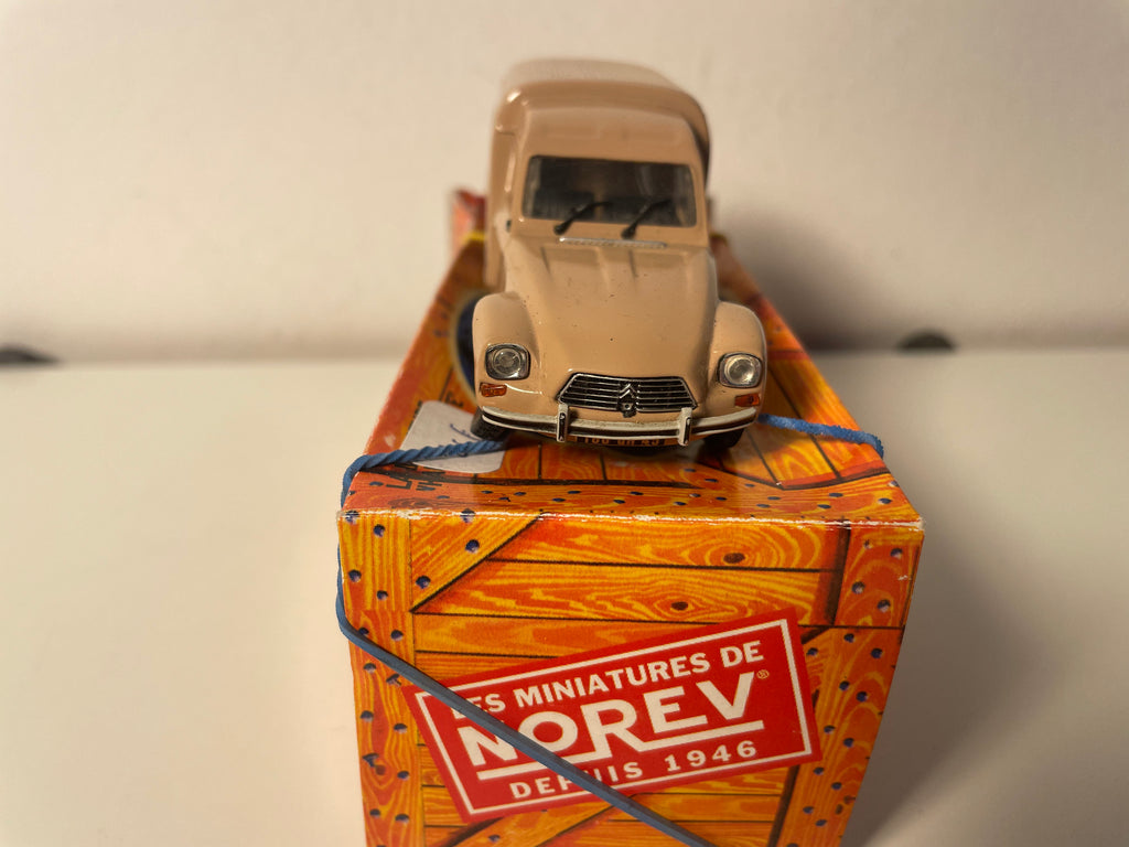Citroën Acadiane brong aus 1982 - NOREV (Auto an der Kartonbox)