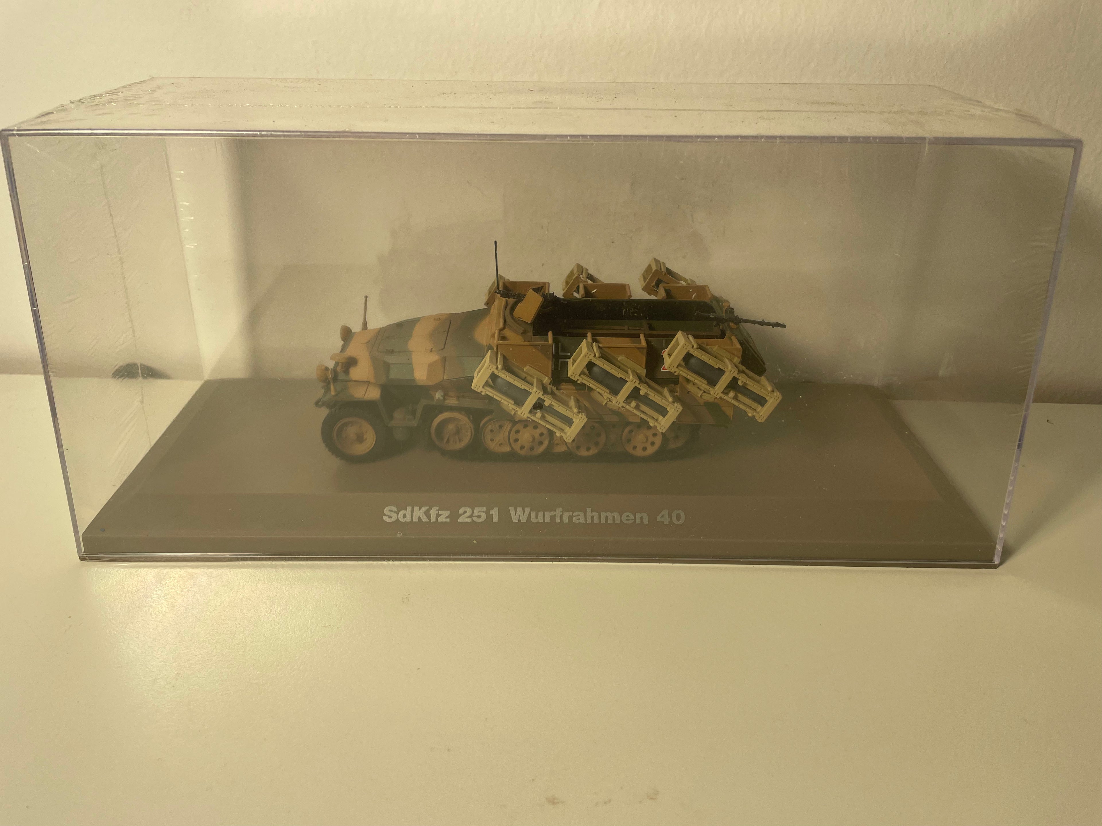 Militärfahrzeug SdKfz 251/3
