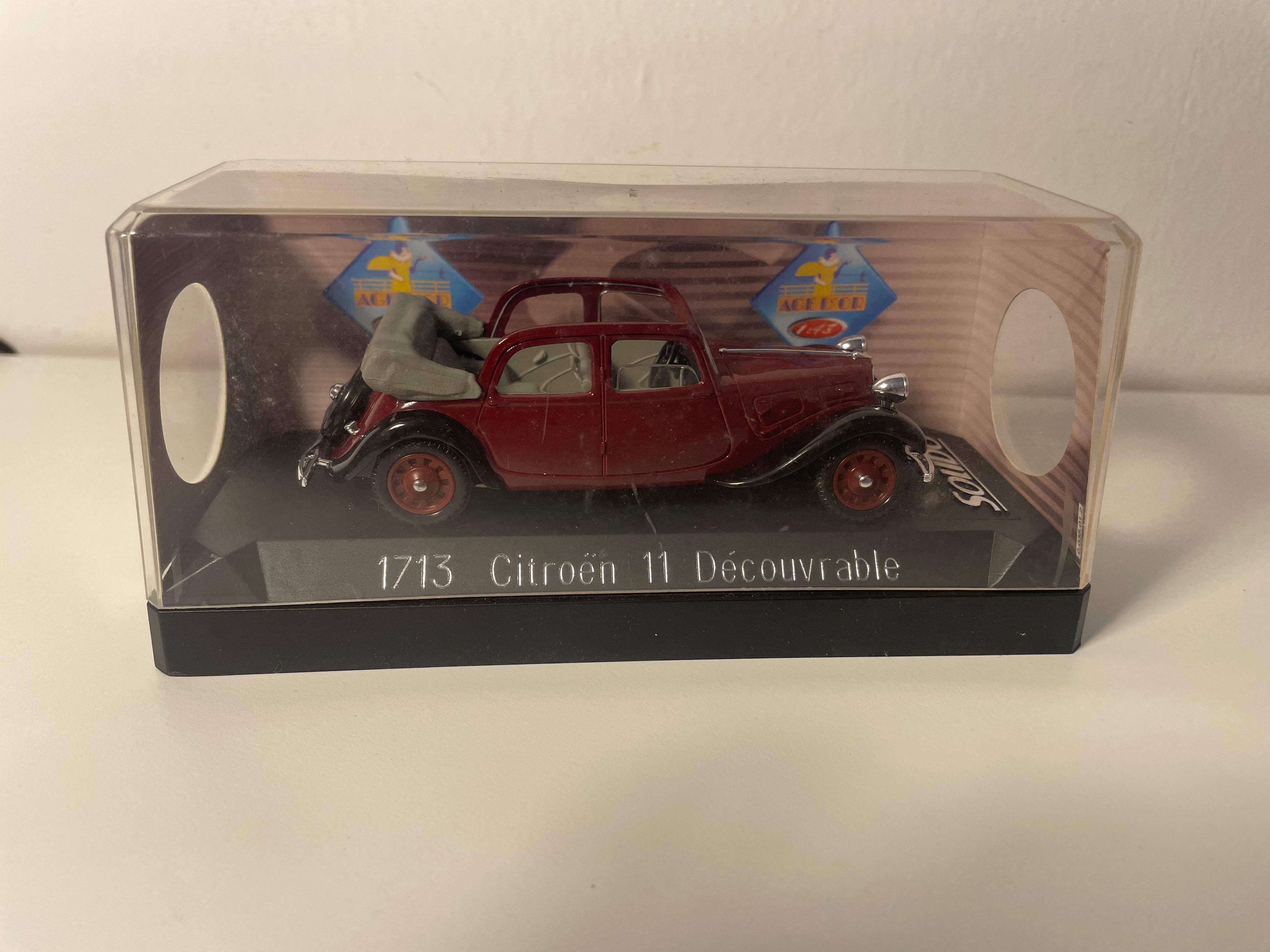 Citroën Traction 11 Convertible Bordeaux - Solido Reference 1713