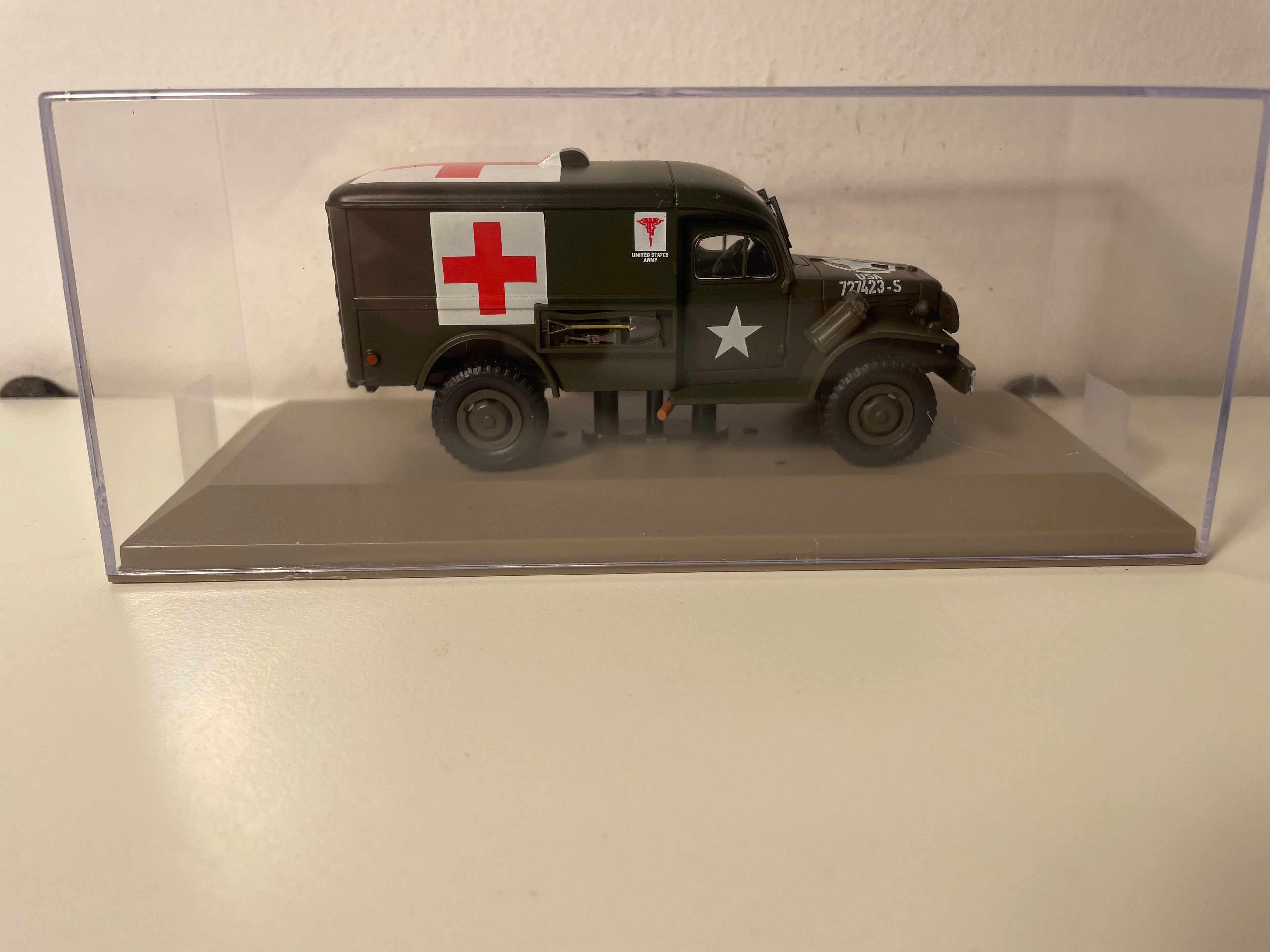 Vehículo militar Dodge WC54 (ambulancia)