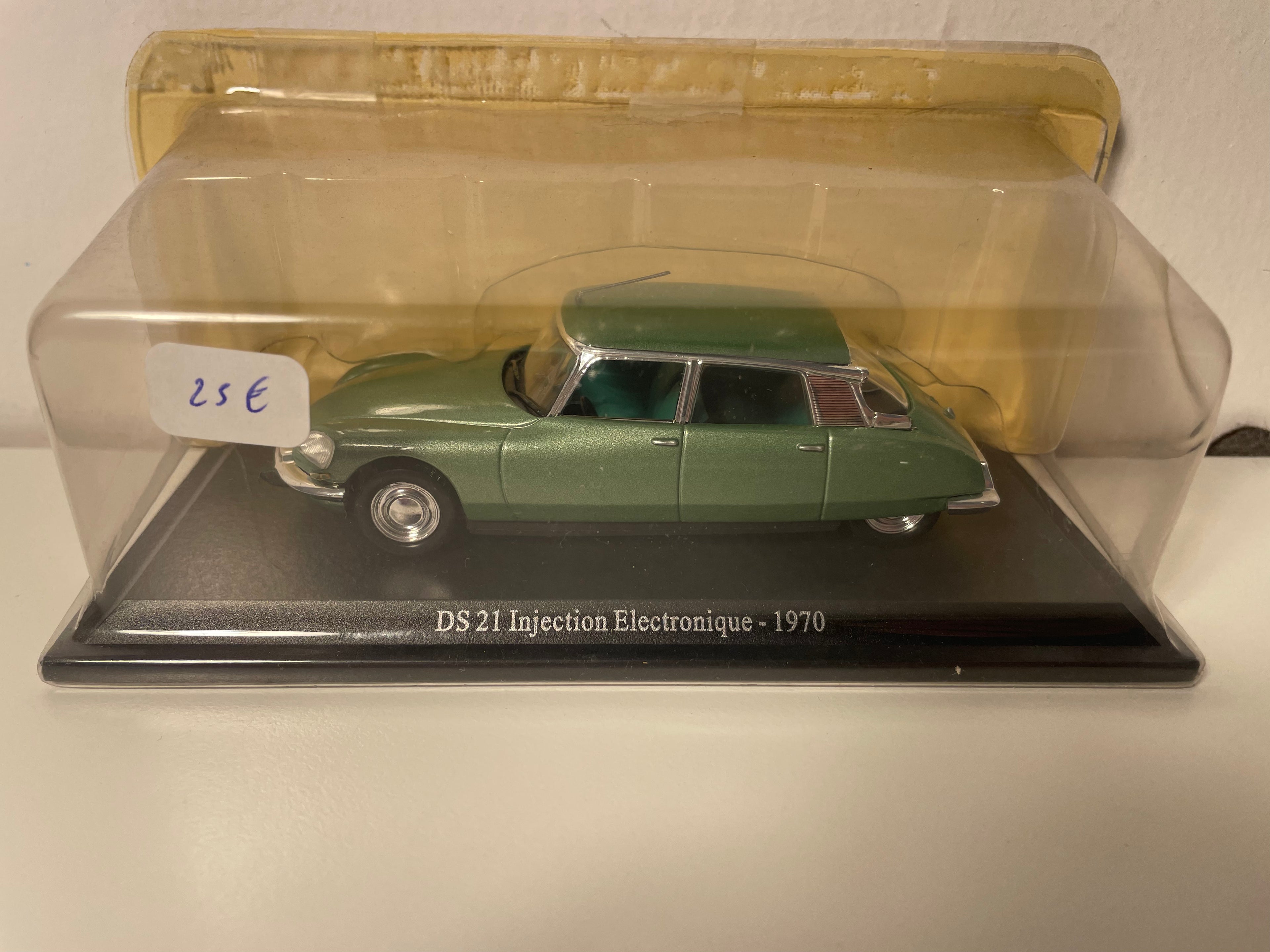 Citroën DS 21 Injection Electronique verte de 1970