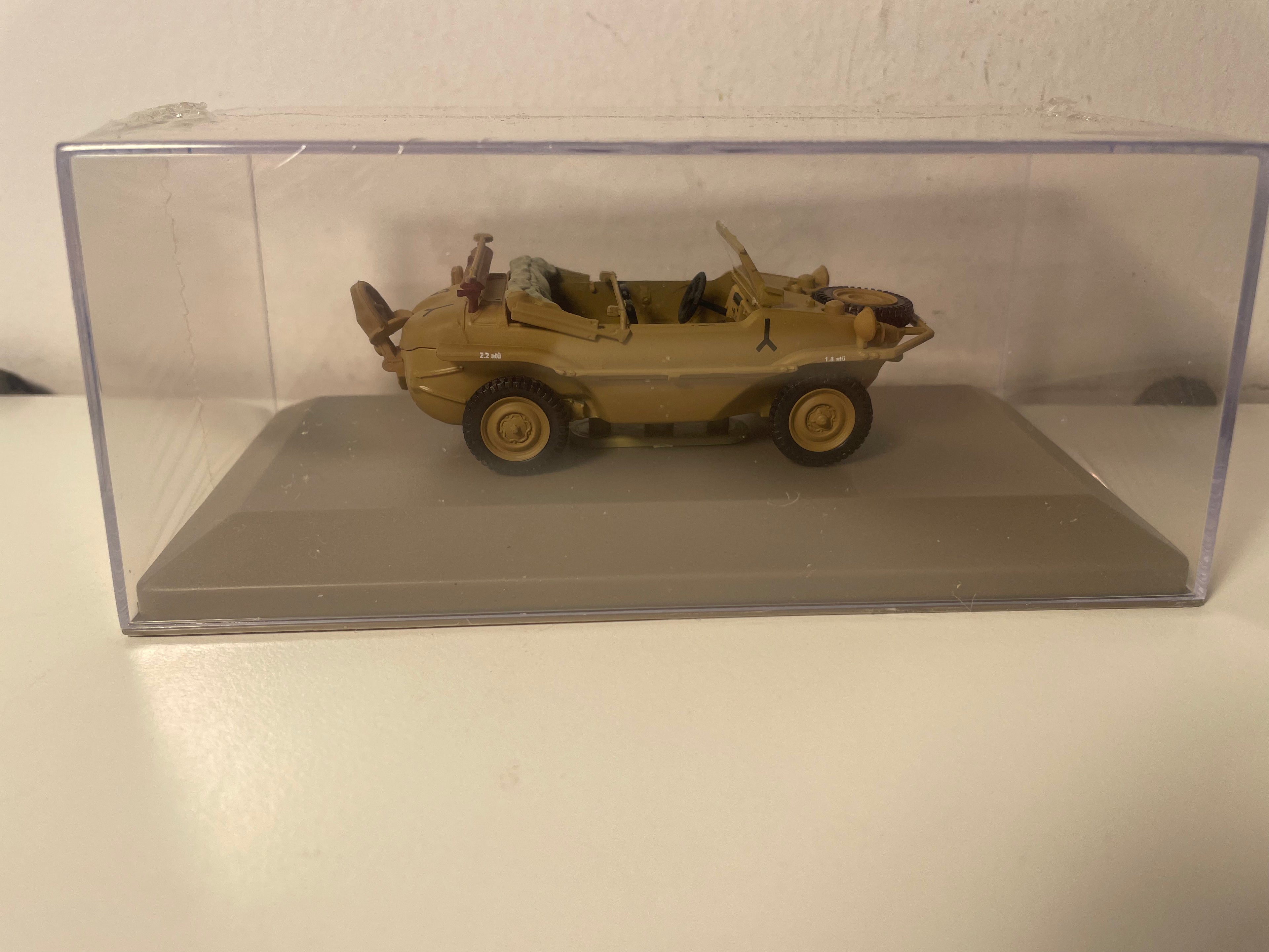 Veículo miniatura Schwimmwagen Typ 166 - Atlas