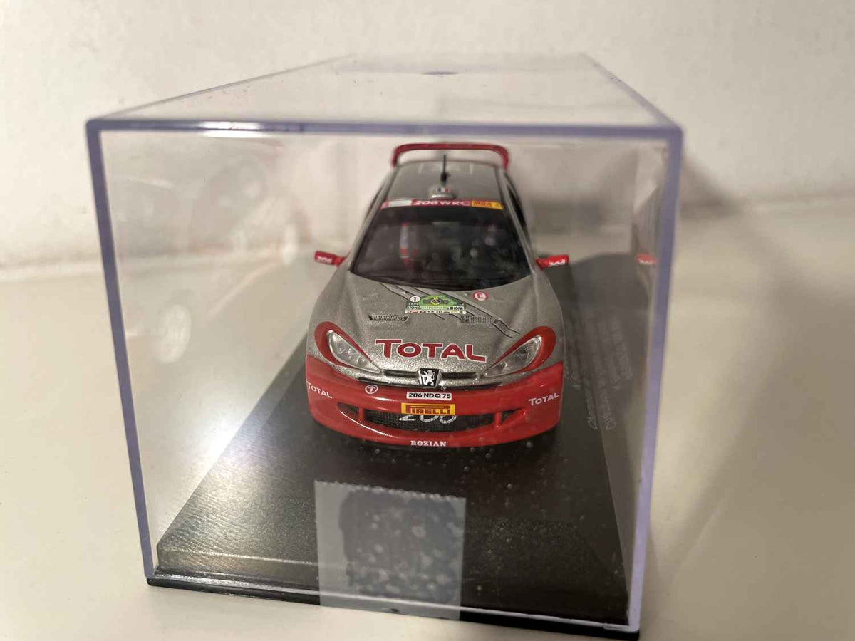 Peugeot 206 WRC szara i czerwona numer 1 - Mistrz Francji w rajdach 2005