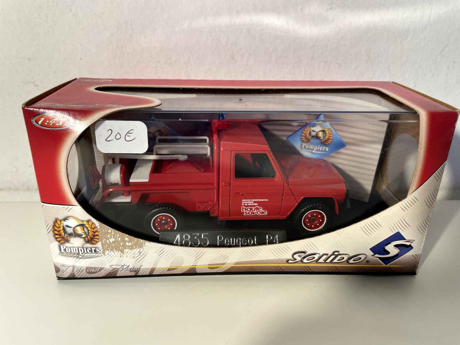 Peugeot P4 czerwony STRAŻACI (Solido referencja 4835)