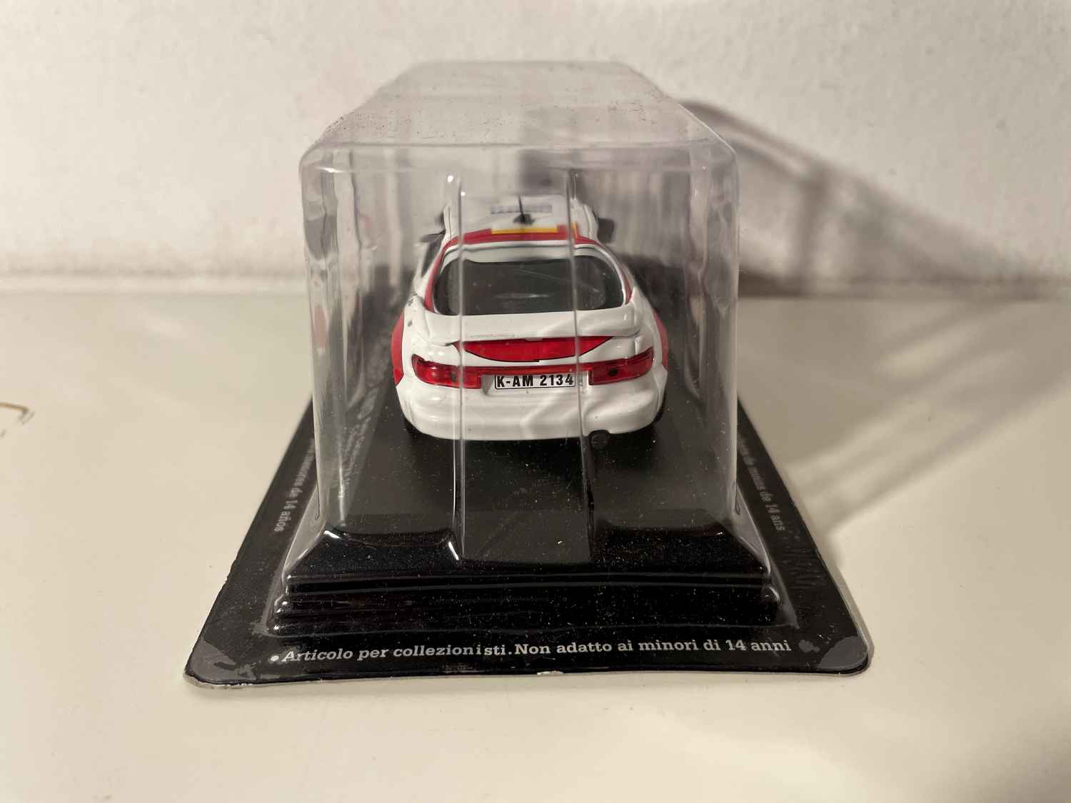 Toyota Celica Turbo 4WD wit en rood nummer 4 - Rally van Catalonië 1992