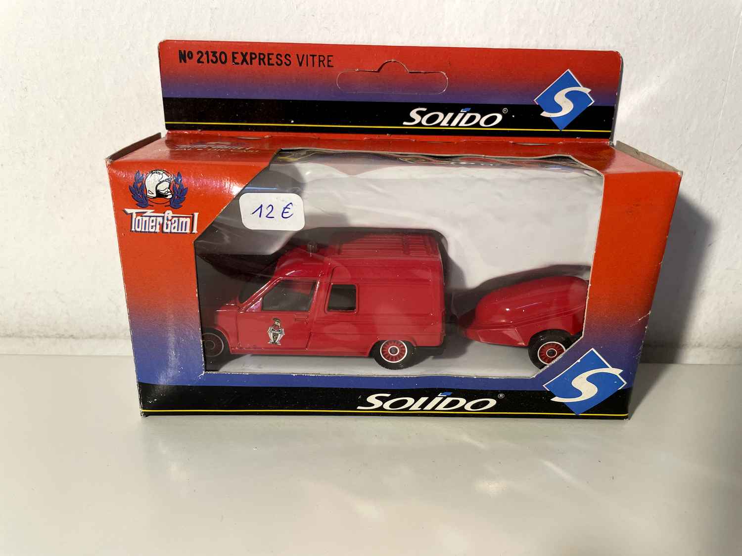 Rout Renault Express Pompjeeswon mat Unhänger (Solido Referenz 2130)