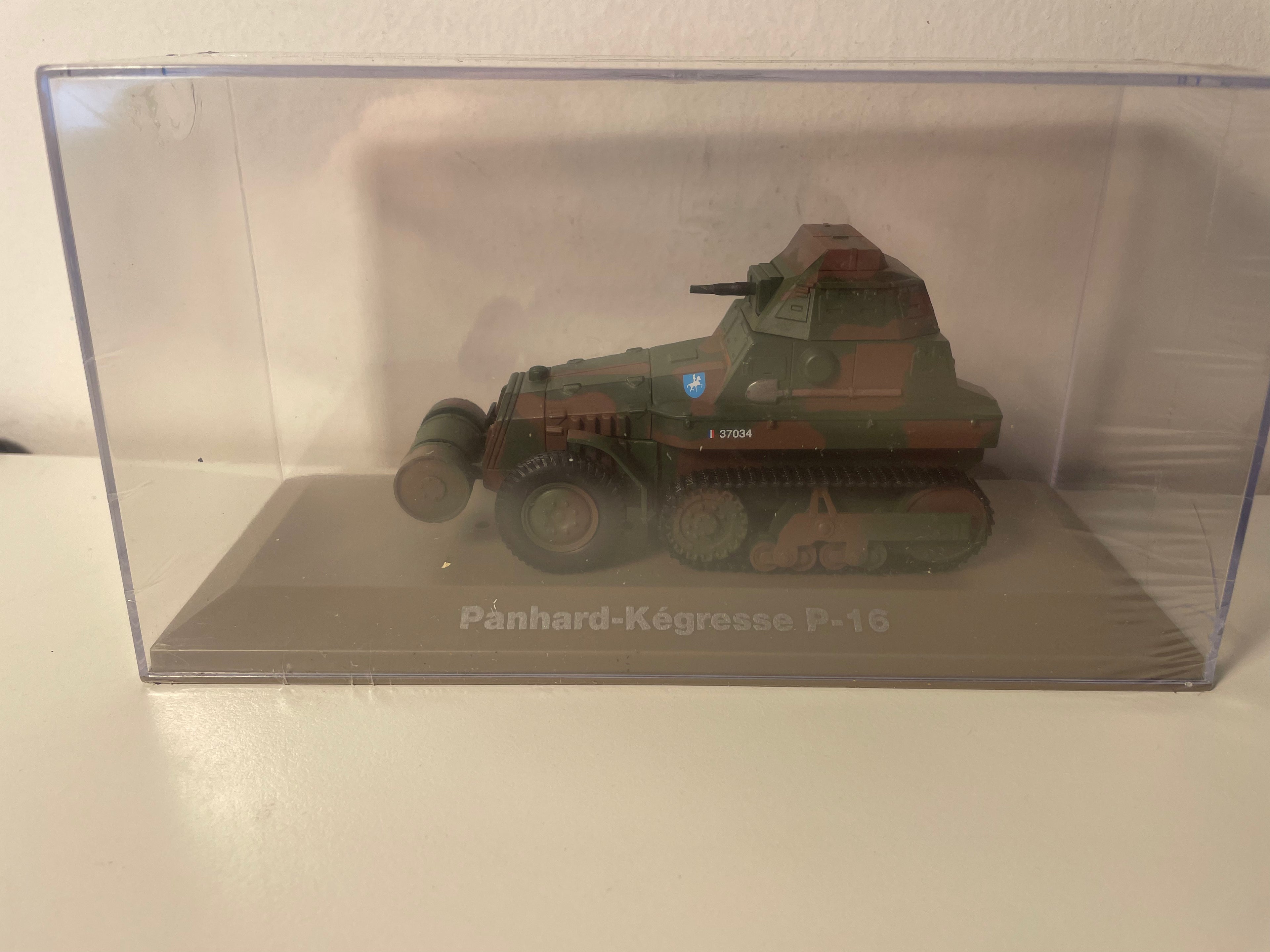Panhard-Kégresse Militärfahrzeug P-16 (Char) -atlas