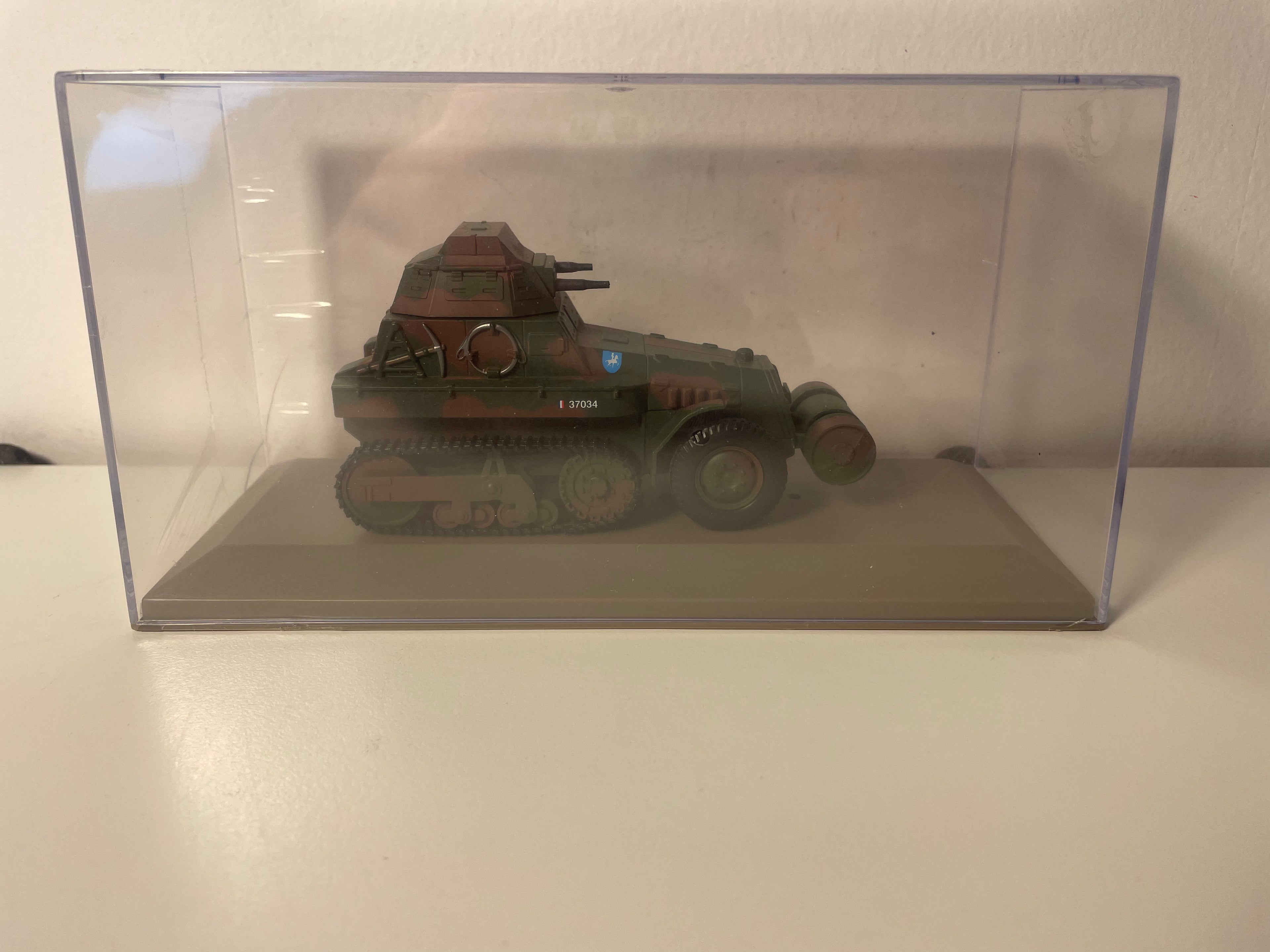Panhard-Kégresse Militärfahrzeug P-16 (Char) -atlas