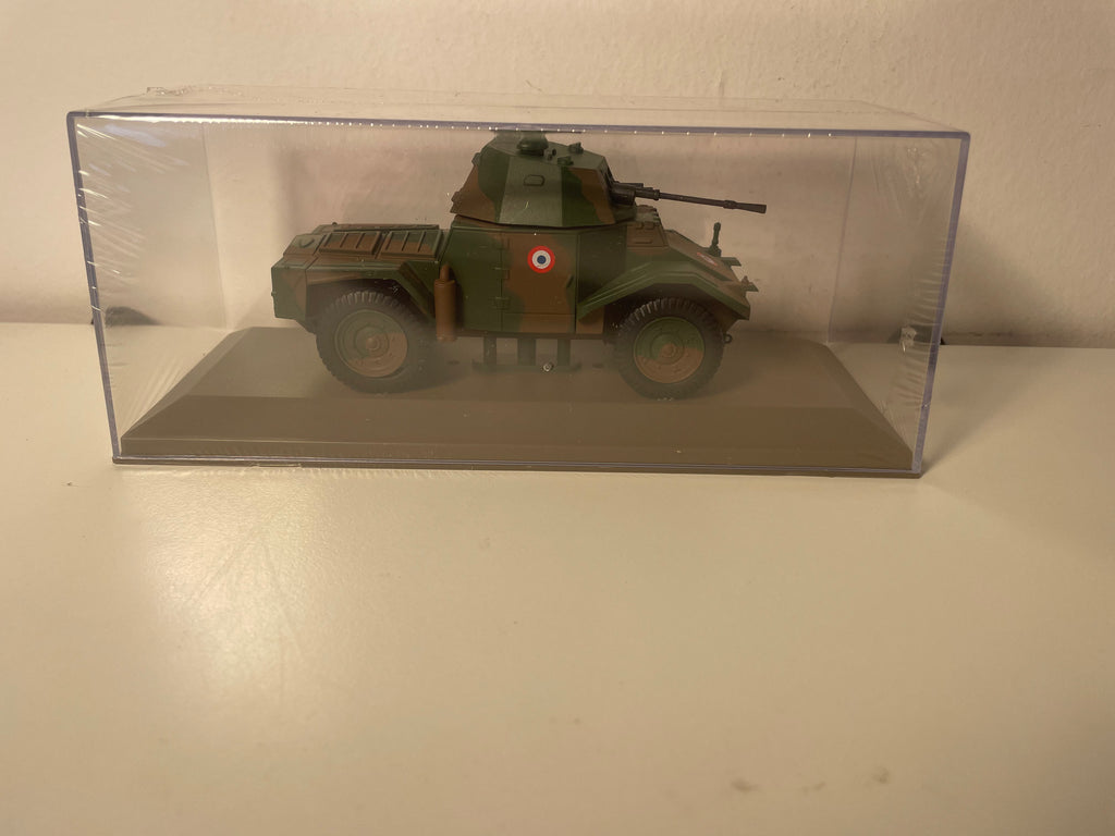 Militärfahrzeug AMD 35 Panhard 178 (Char) - Atlas