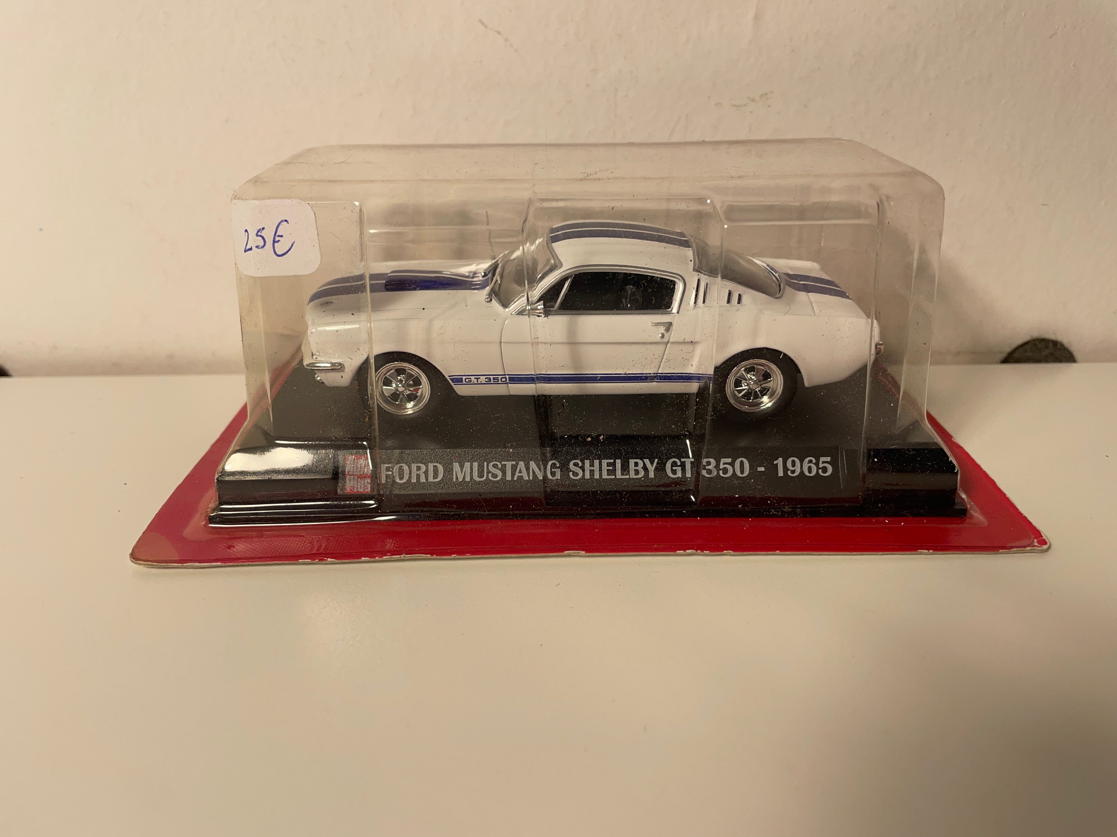 2016 Wäiss a Blo Mustang Shelby GT350R (Amerikaneschen Auto)