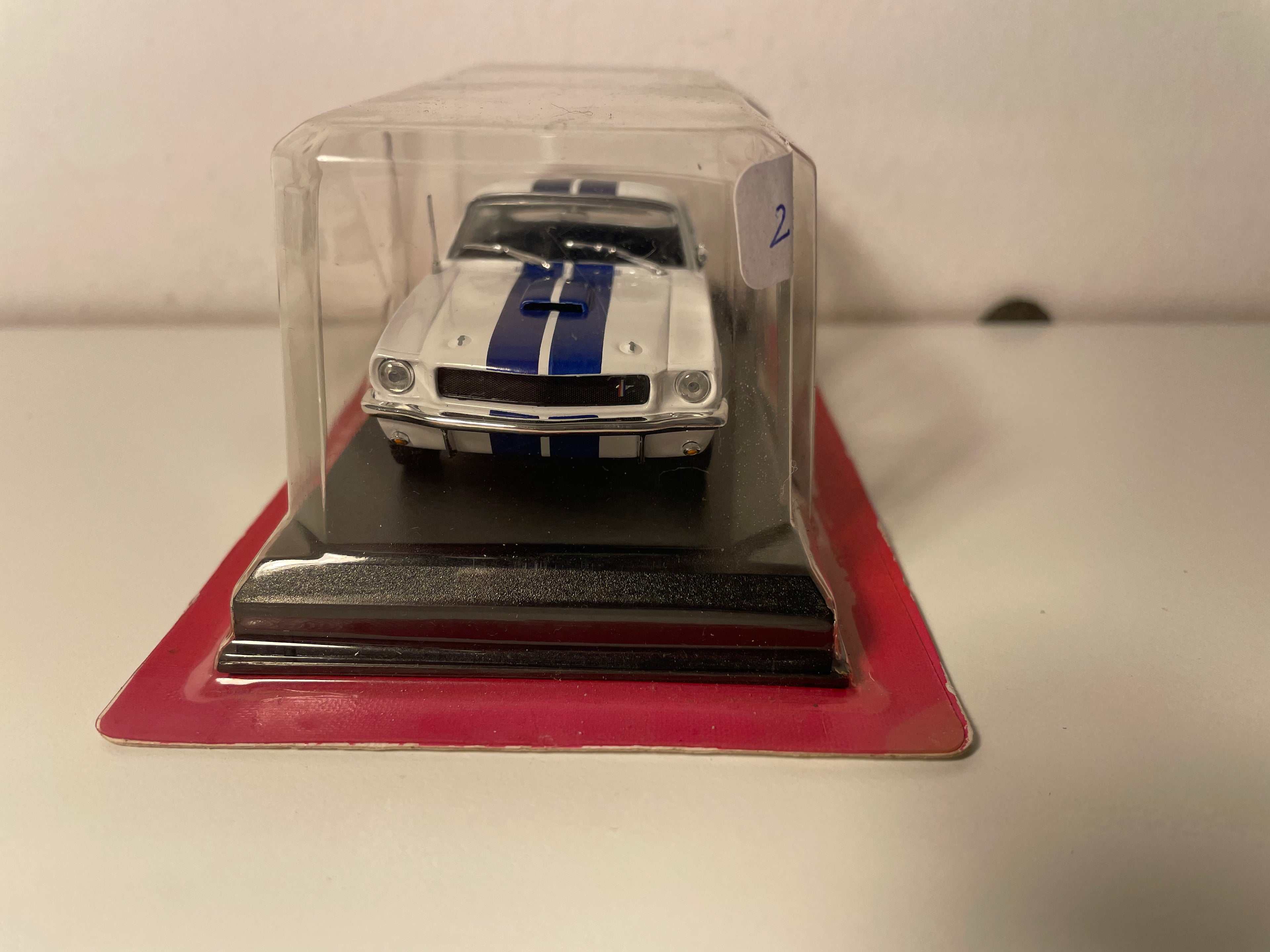2016 Wäiss a Blo Mustang Shelby GT350R (Amerikaneschen Auto)