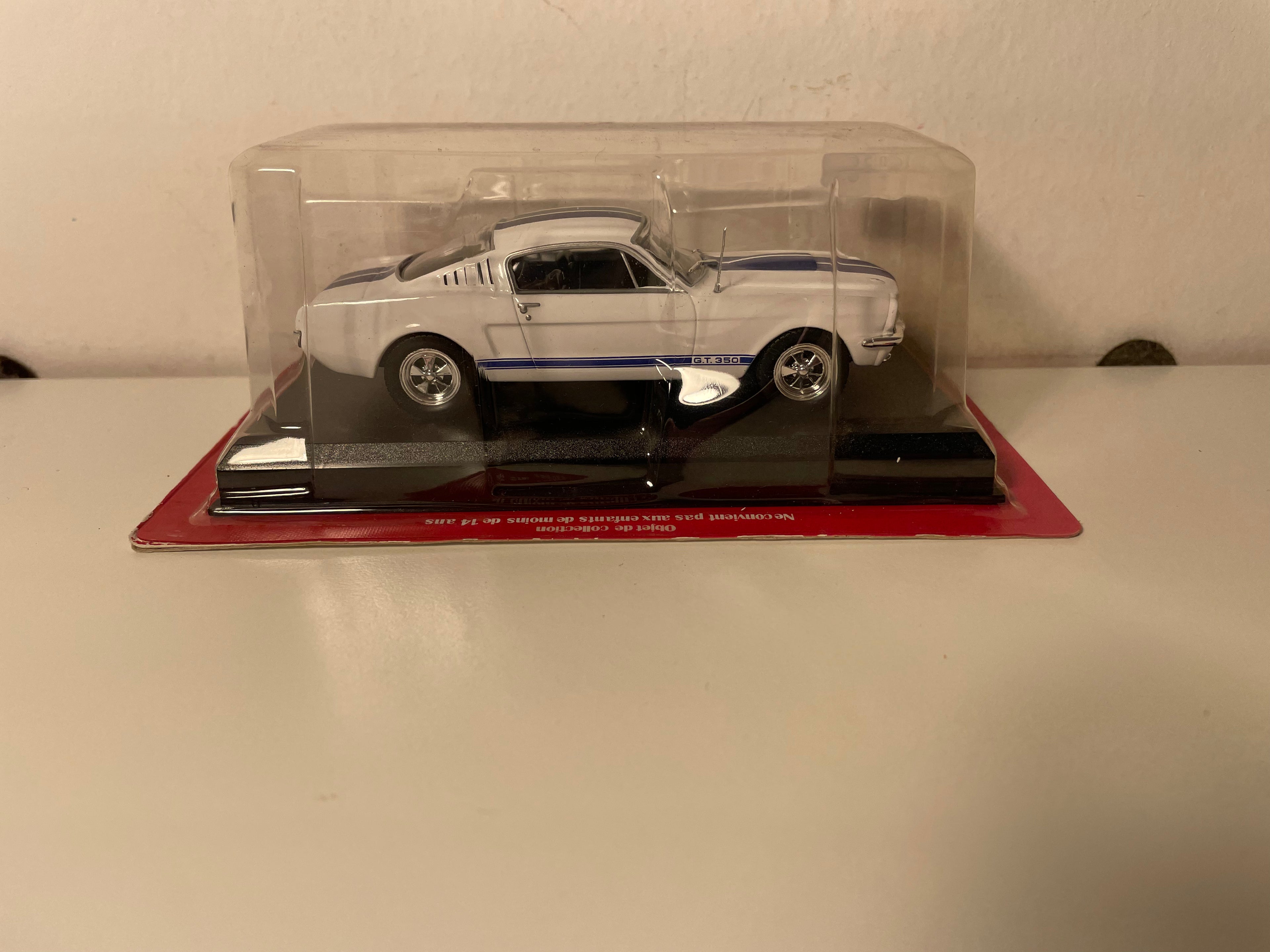 2016 Wäiss a Blo Mustang Shelby GT350R (Amerikaneschen Auto)
