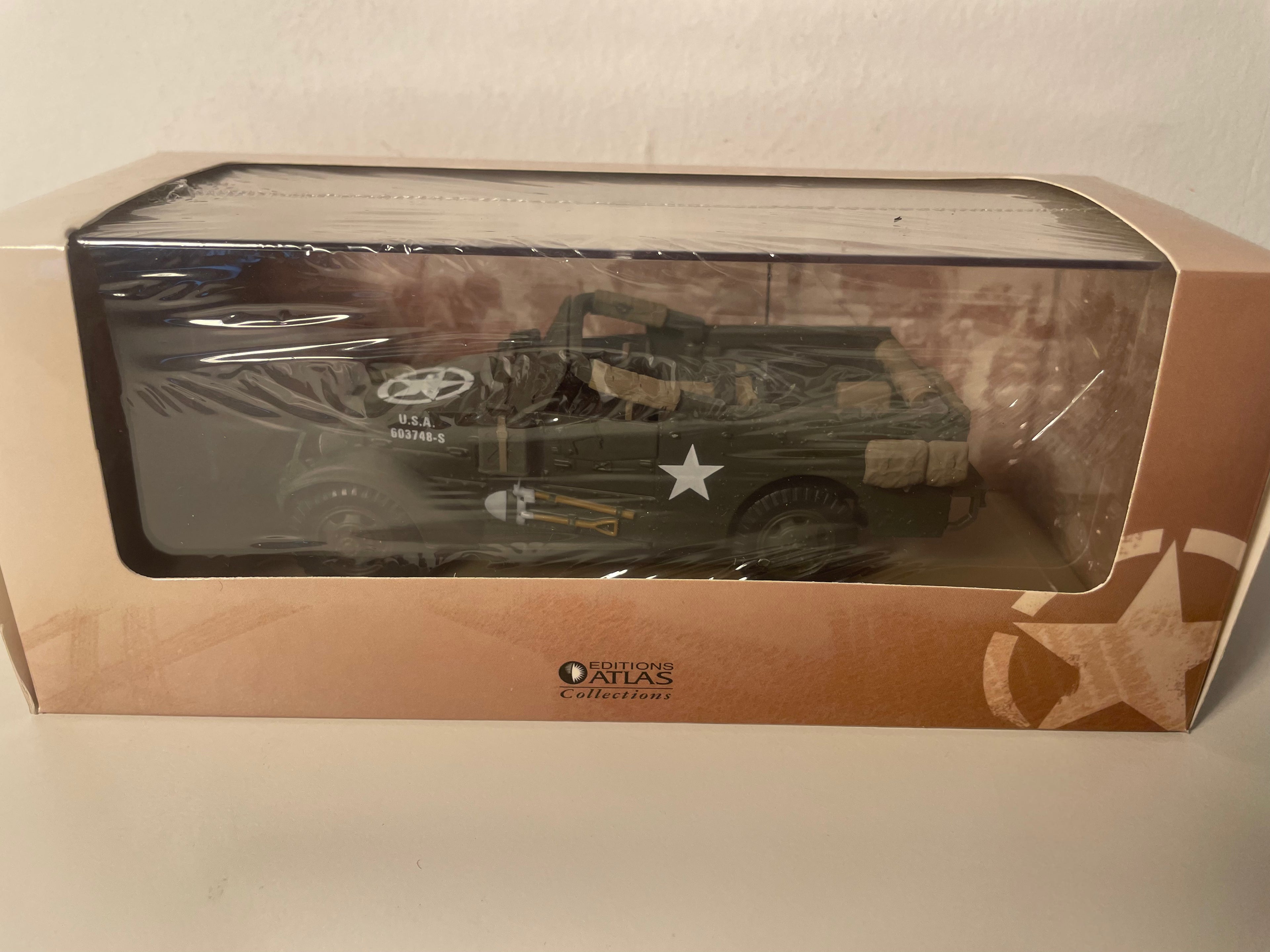 Carro de reconhecimento M3 (camião) Veículo militar - Atlas