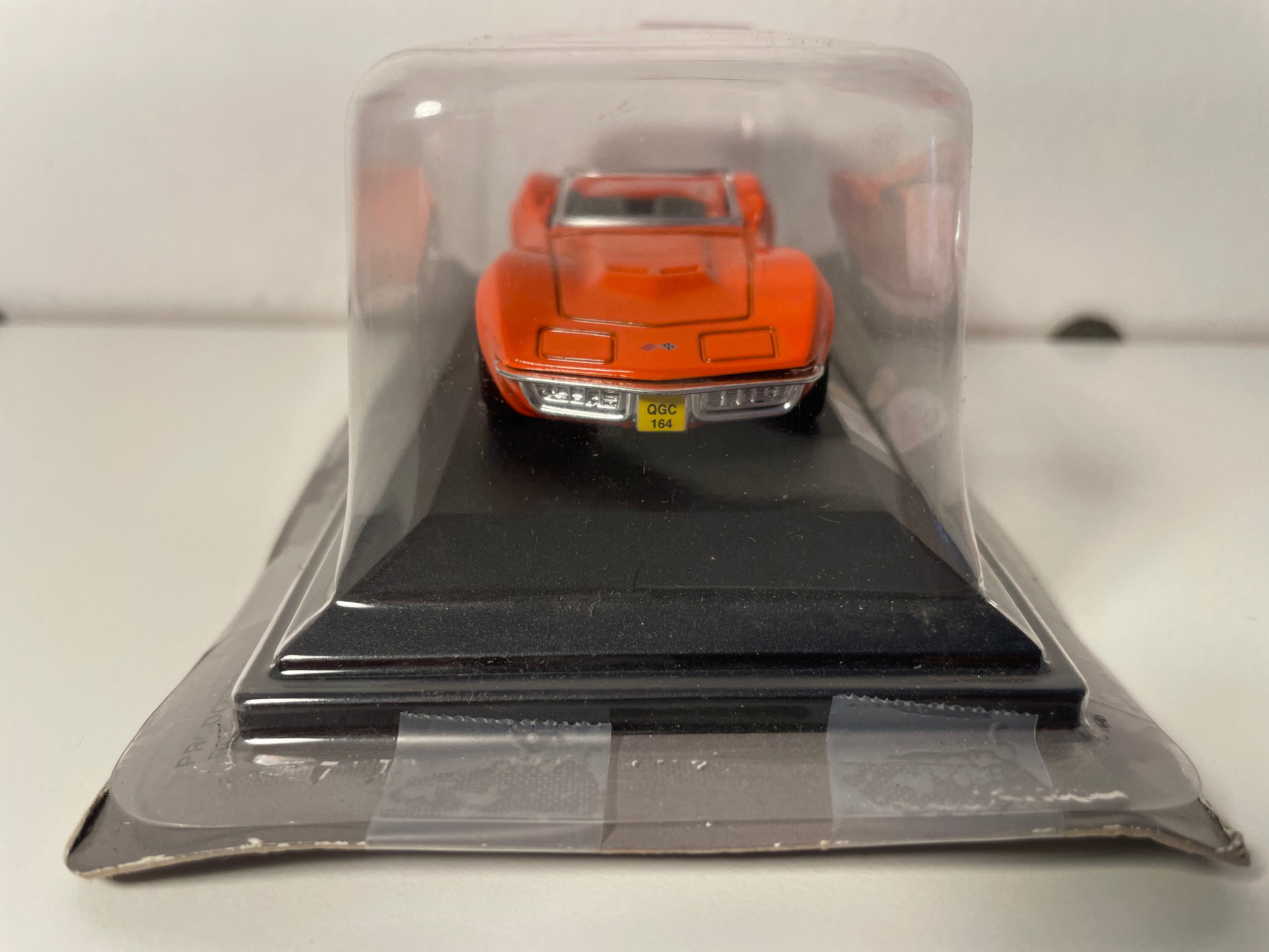 Chevrolet Corvette arancione del 1969 (auto americana)