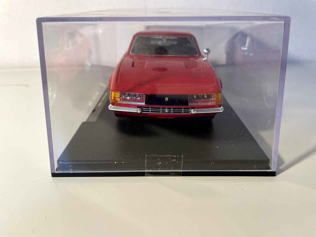 Ferrari 365 GTB4 rout vun 1968 - BURAGO (Skala: 1/24)