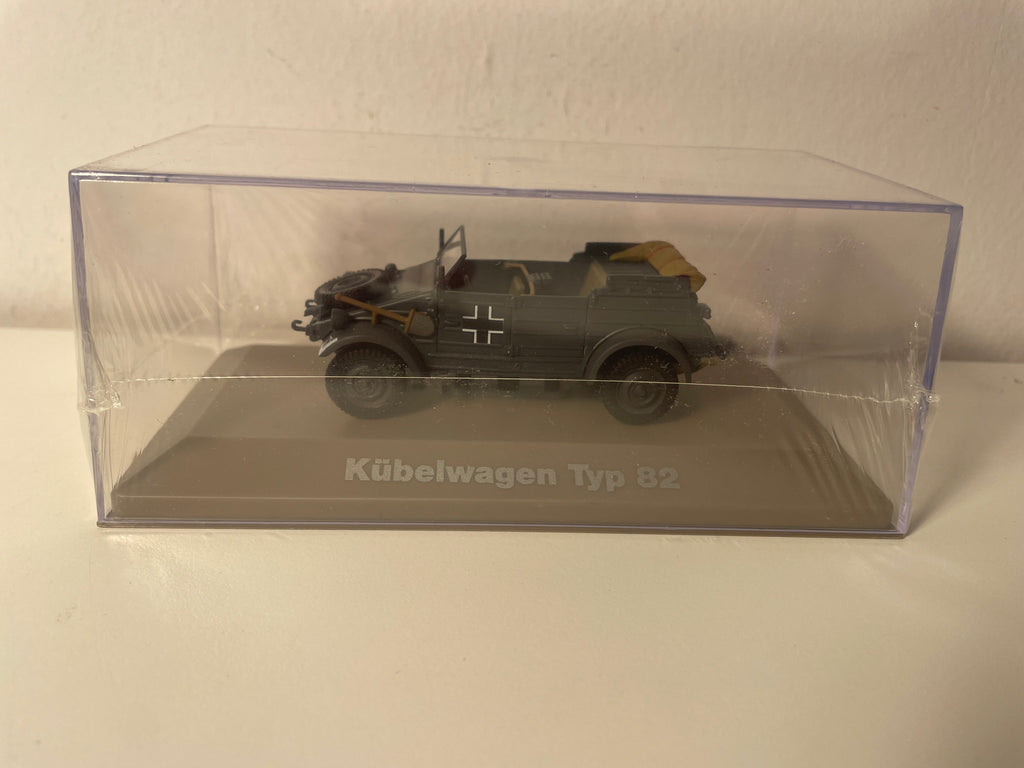 Militärfahrzeug Kübelwagen Typ 82